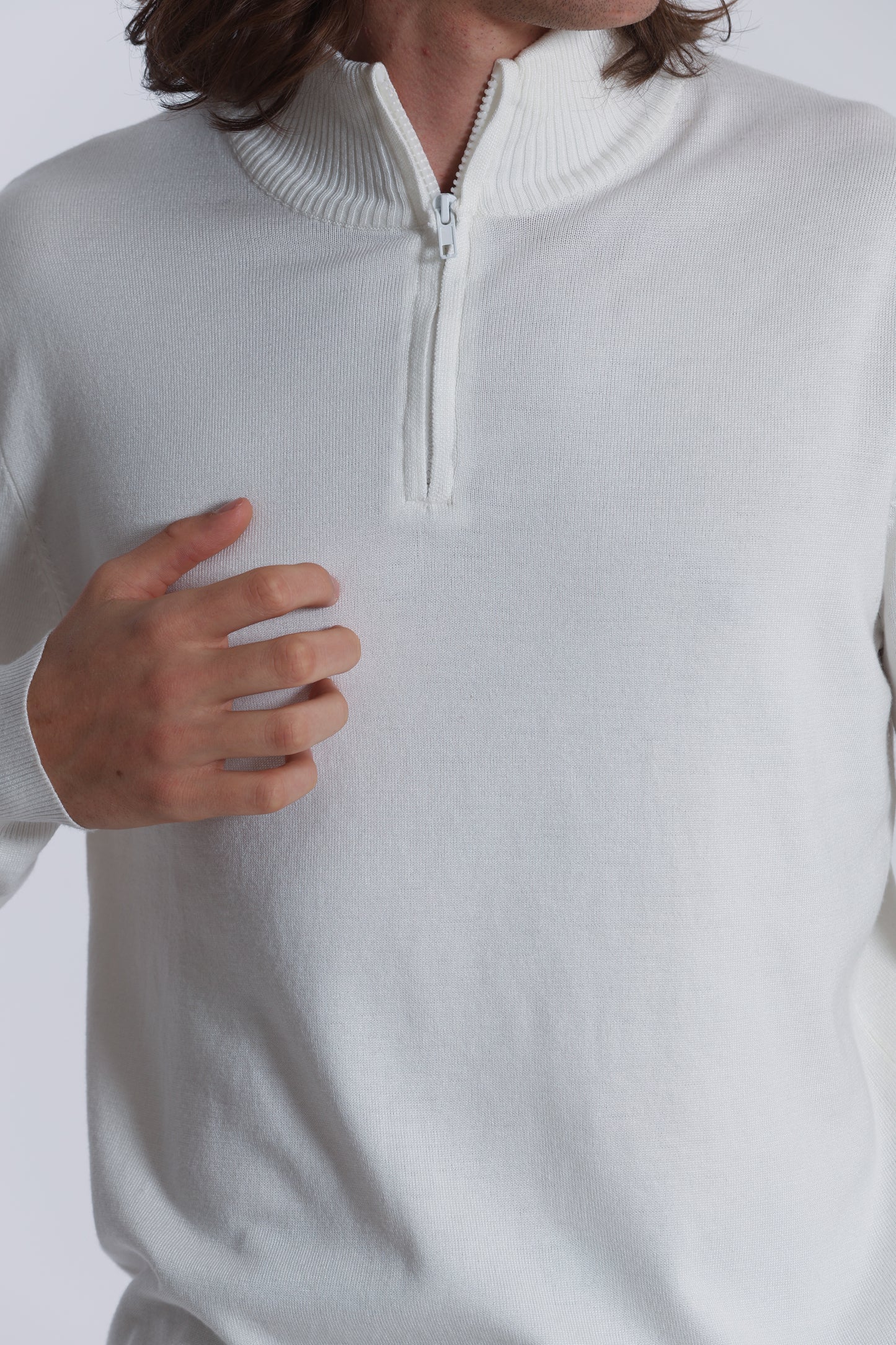 PULLOVER IN MAGLIA CON ZIP