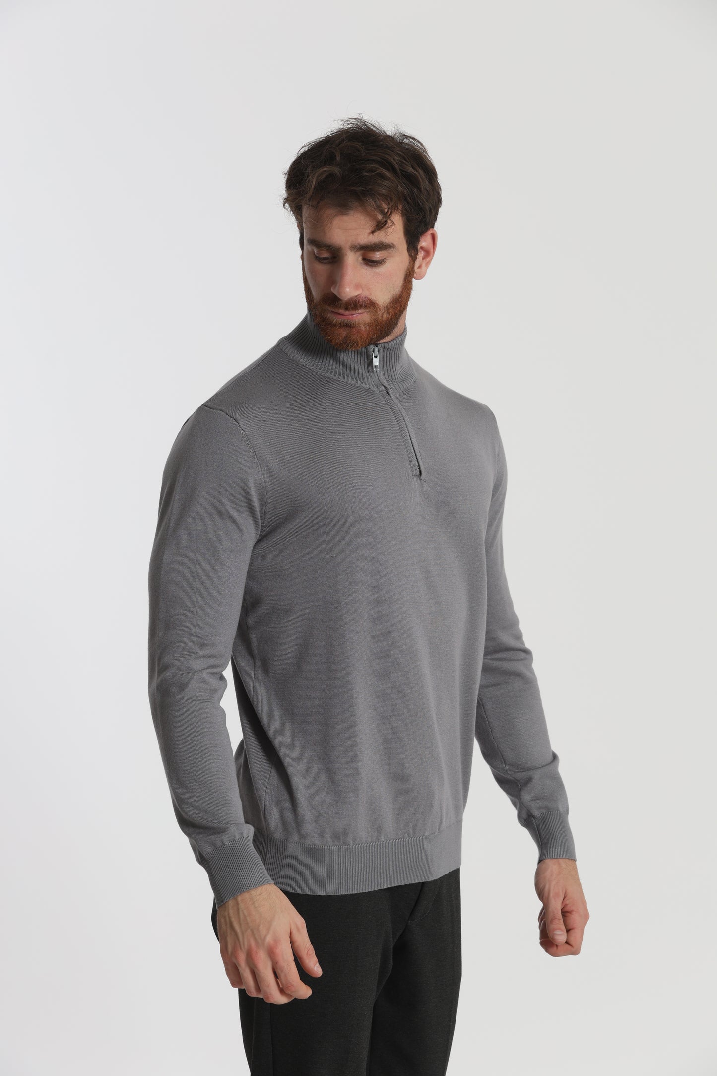 PULLOVER IN MAGLIA CON ZIP
