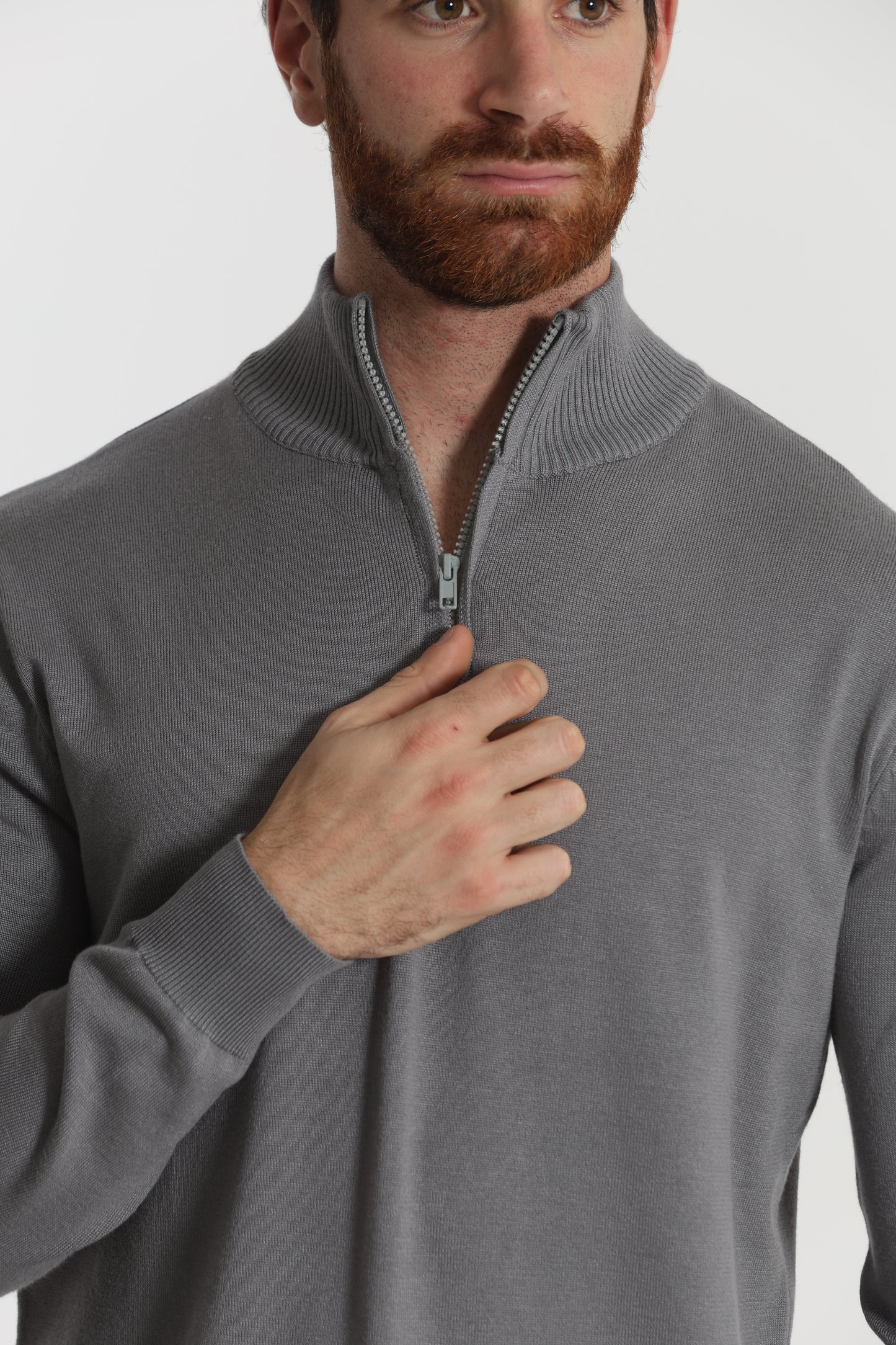 PULLOVER IN MAGLIA CON ZIP