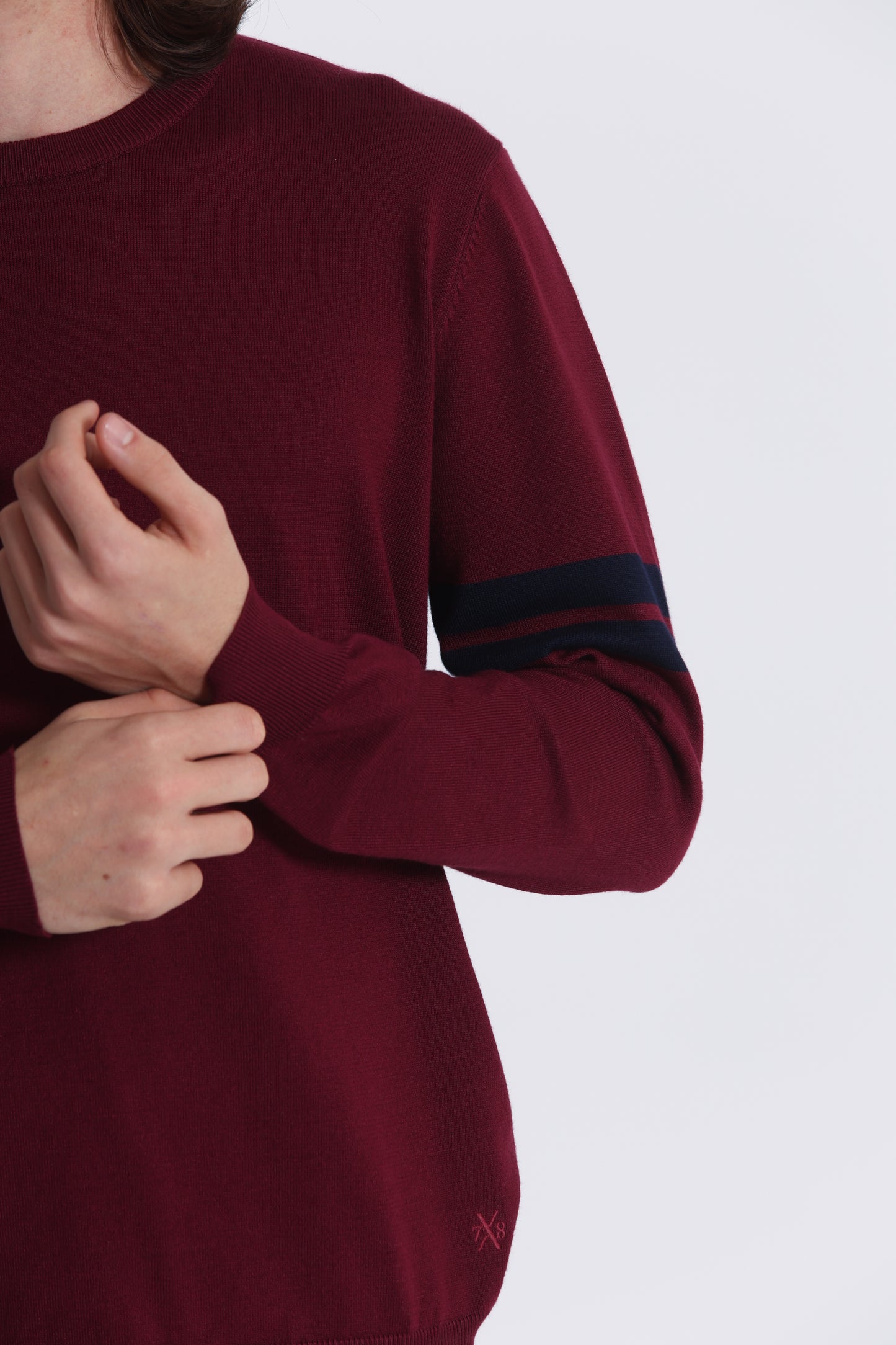 MAGLIA GIROCOLLO CON DETTAGLI