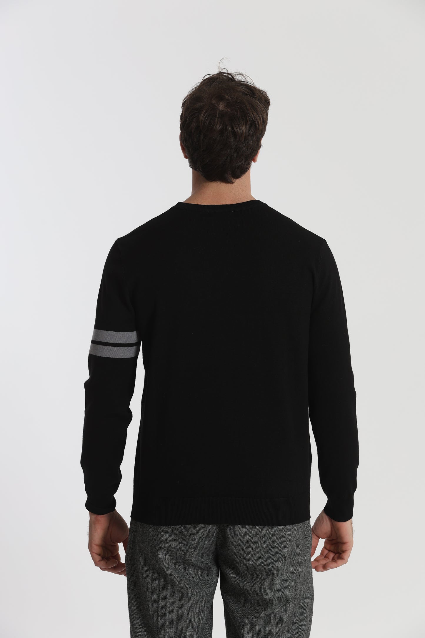 MAGLIA GIROCOLLO CON DETTAGLI