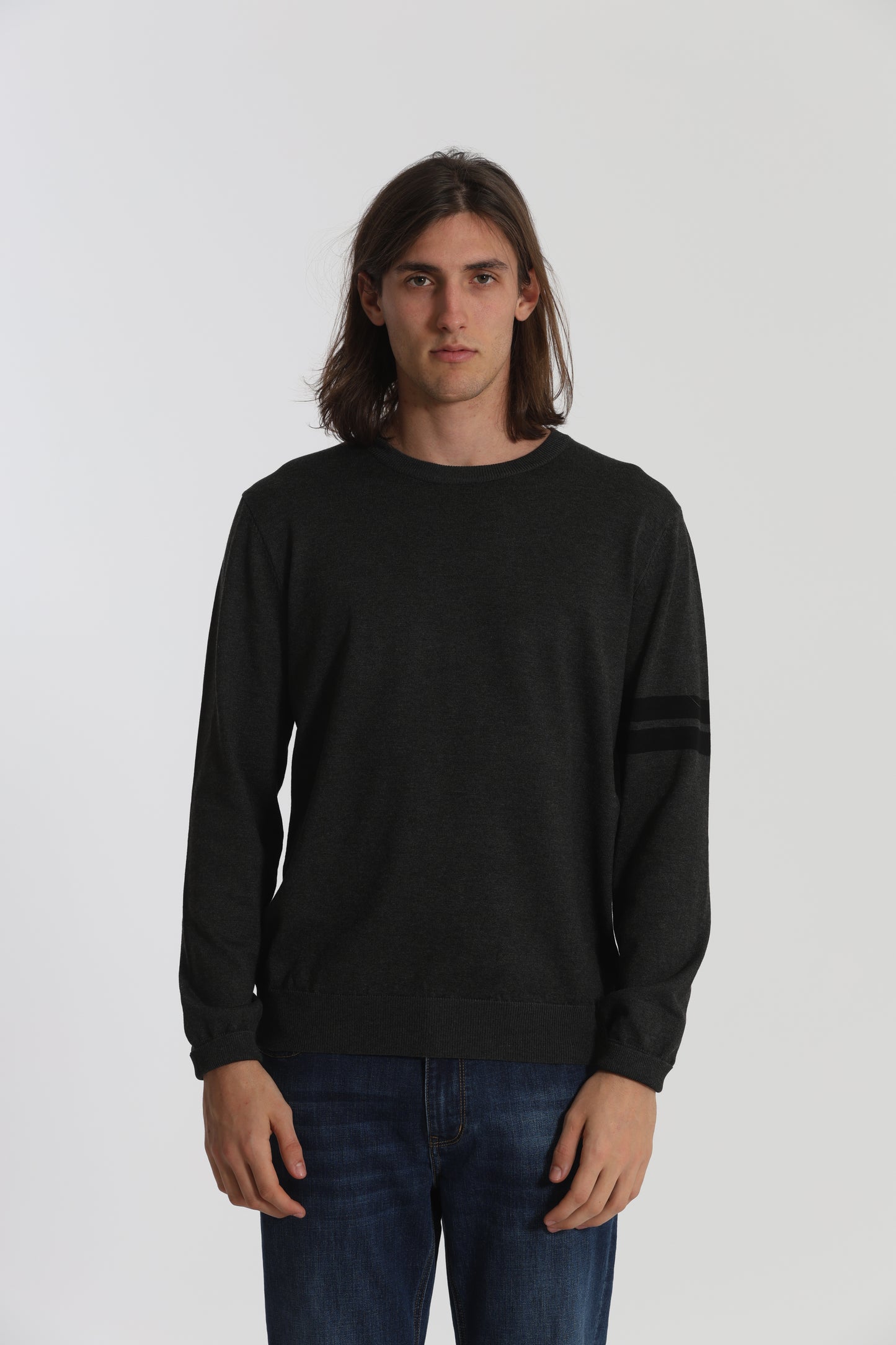 MAGLIA GIROCOLLO CON DETTAGLI