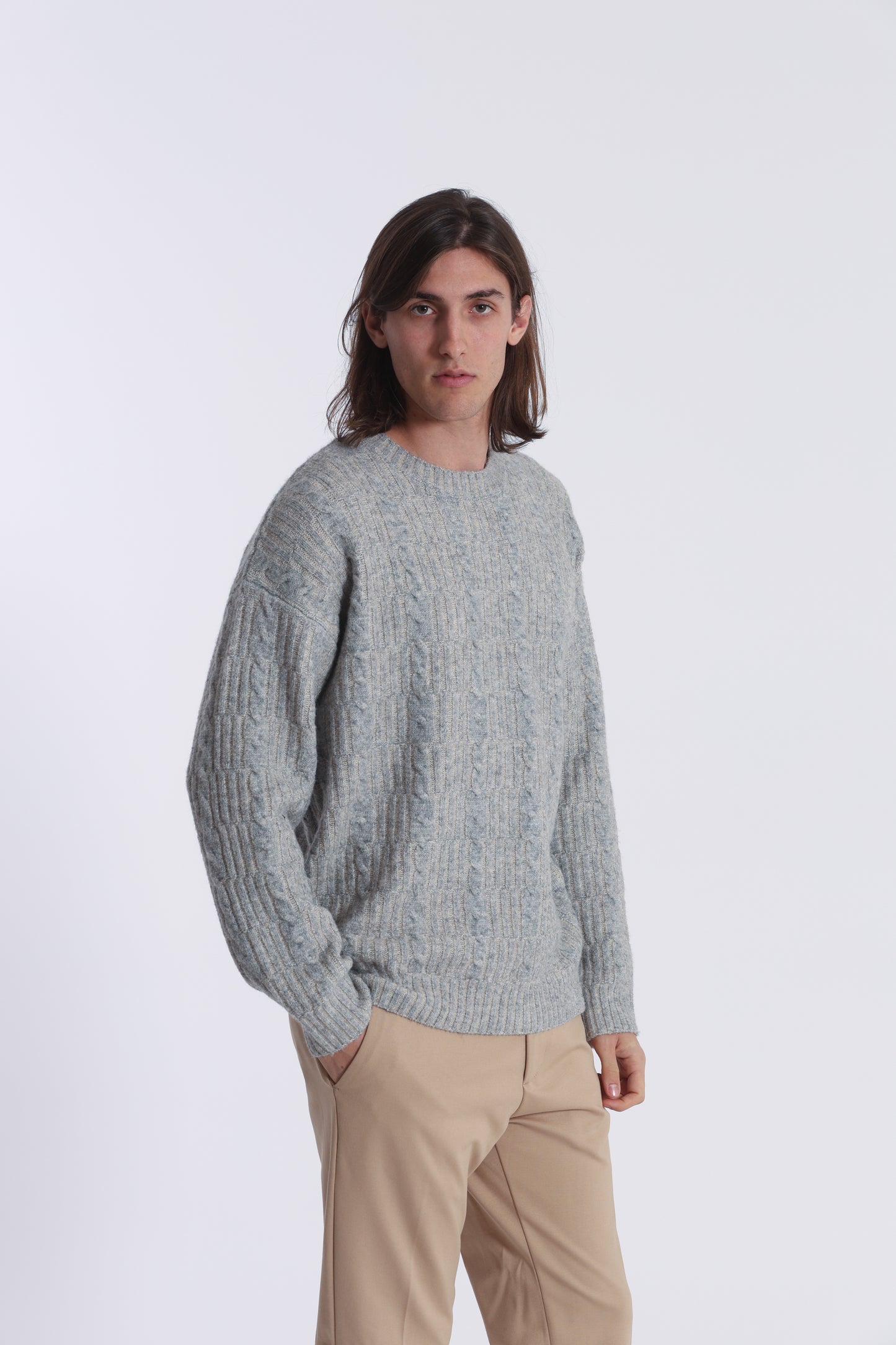 MAGLIA IN MISTO LANA CON TRECCIA