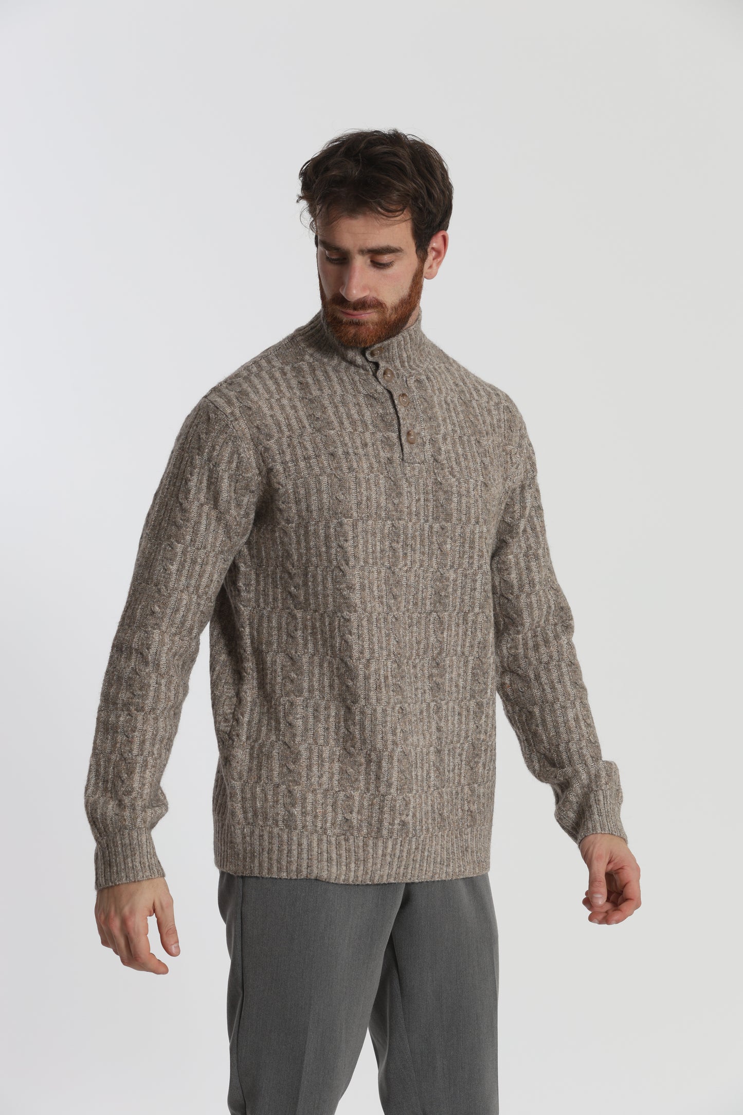 MAGLIA A MEZZO COLLO IN MISTO LANA CON TRECCIA