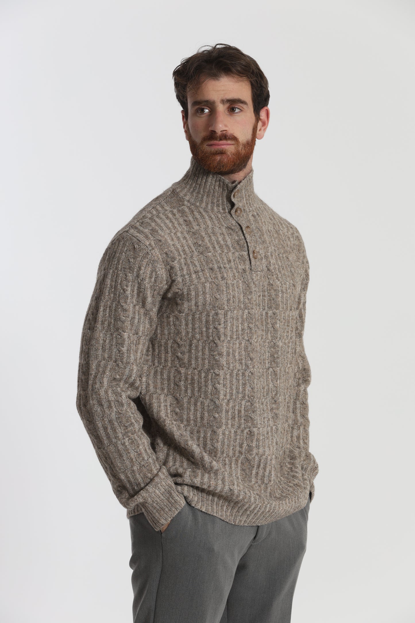 MAGLIA A MEZZO COLLO IN MISTO LANA CON TRECCIA