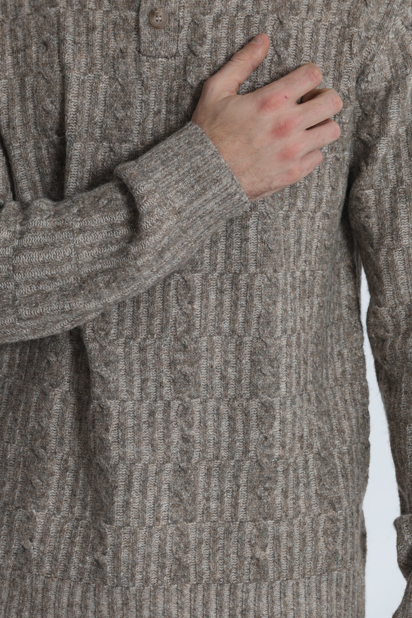 MAGLIA A MEZZO COLLO IN MISTO LANA CON TRECCIA
