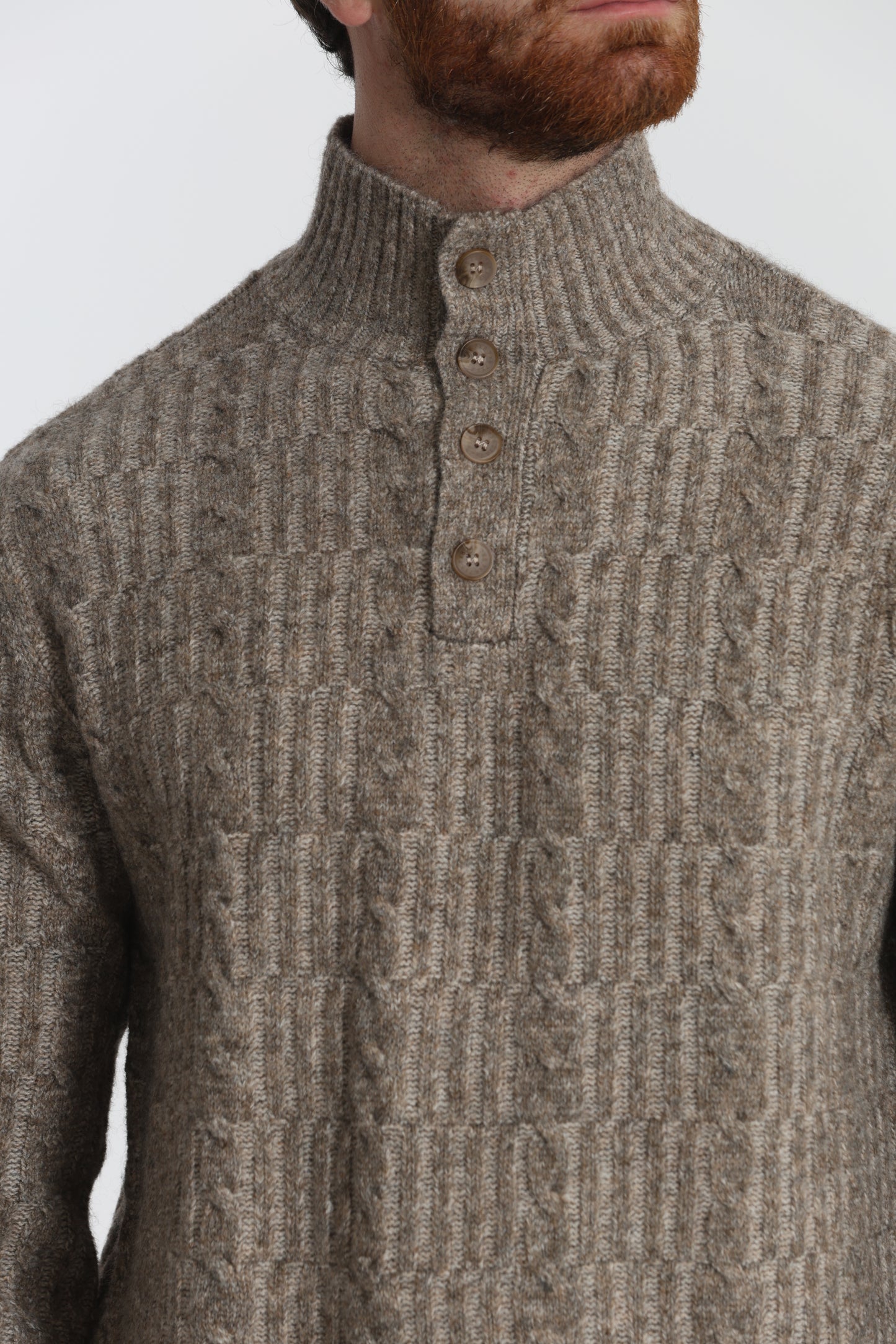 MAGLIA A MEZZO COLLO IN MISTO LANA CON TRECCIA