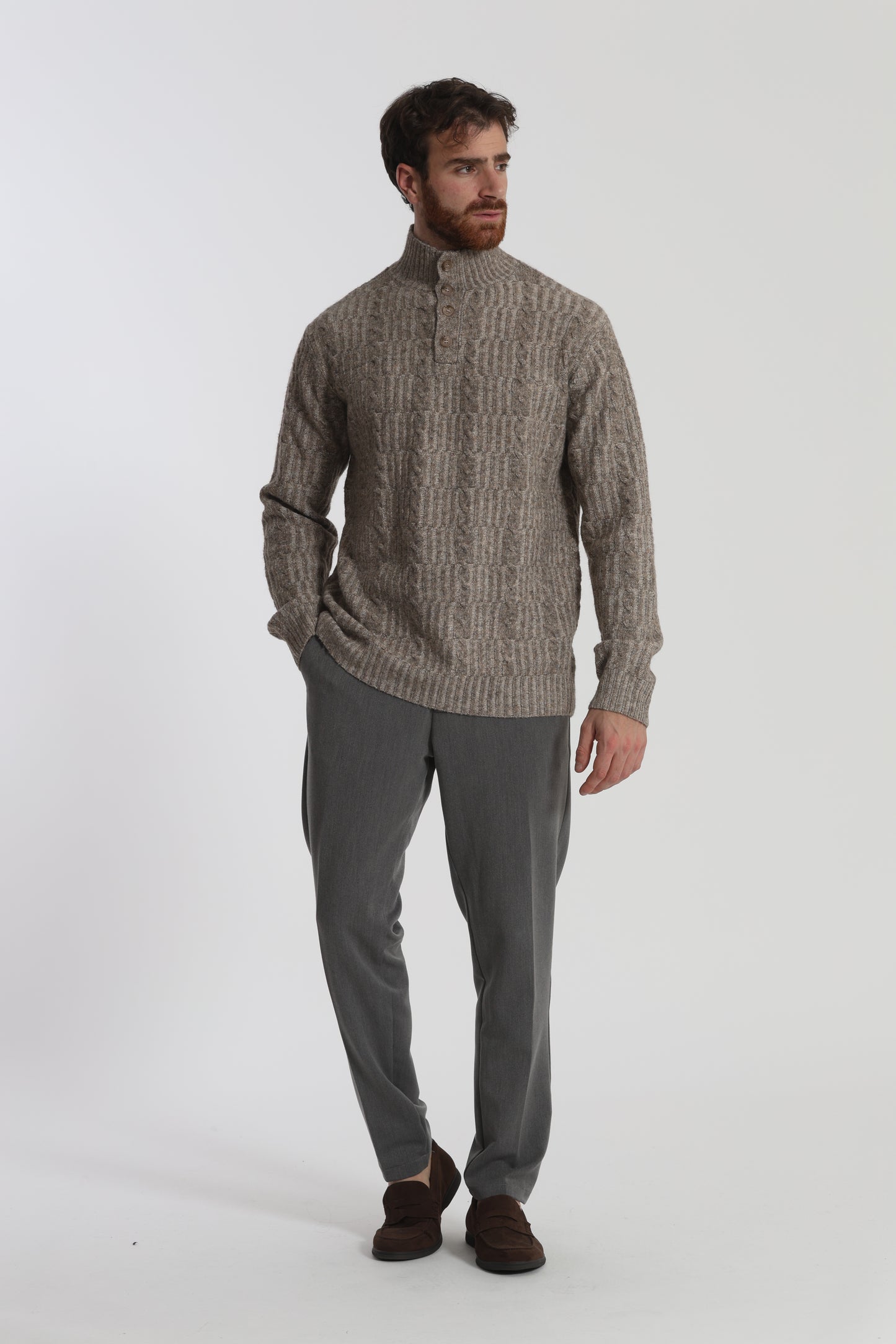 MAGLIA A MEZZO COLLO IN MISTO LANA CON TRECCIA