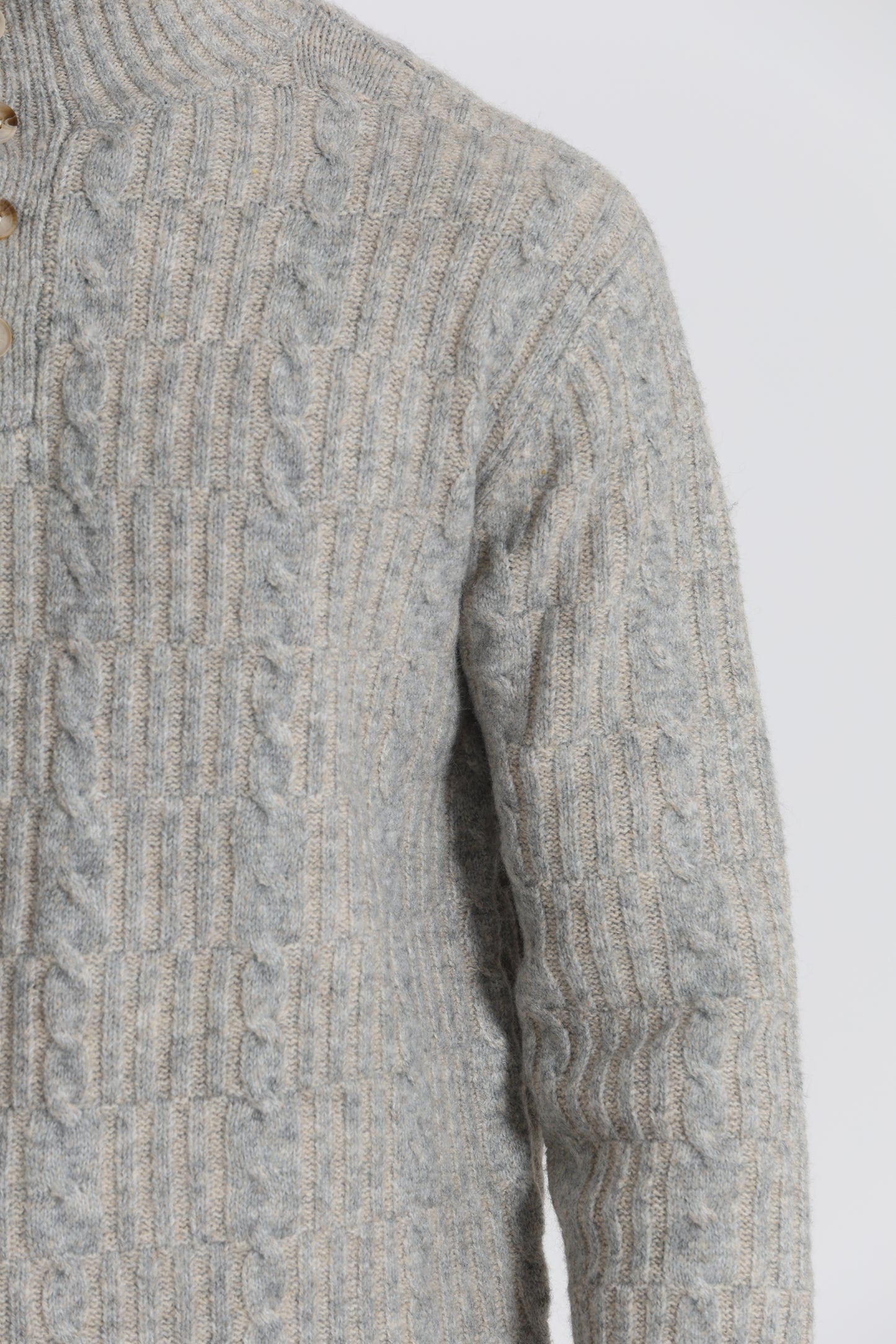 MAGLIA A MEZZO COLLO IN MISTO LANA CON TRECCIA