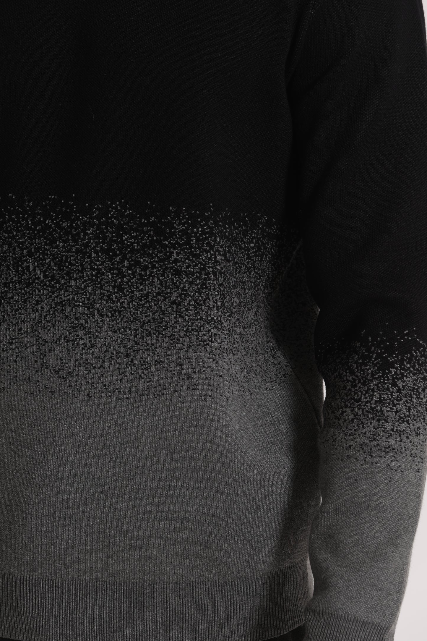 MAGLIA A MEZZO COLLO CON TEXTURE