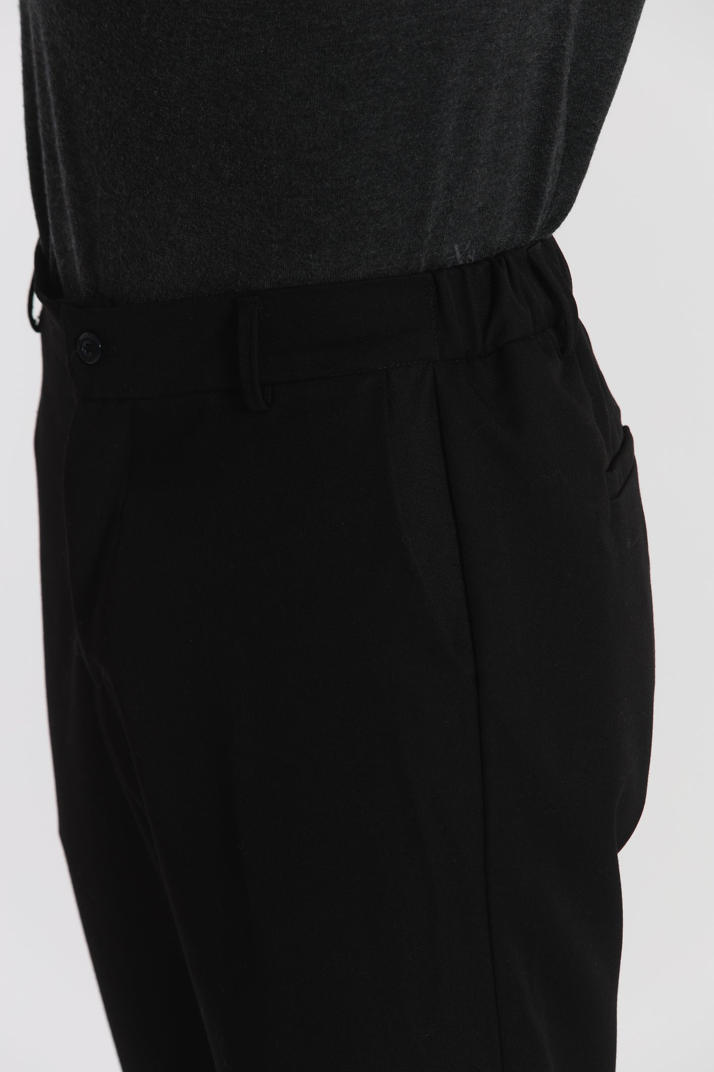 PANTALONI CON STRUTTURA CONFORT