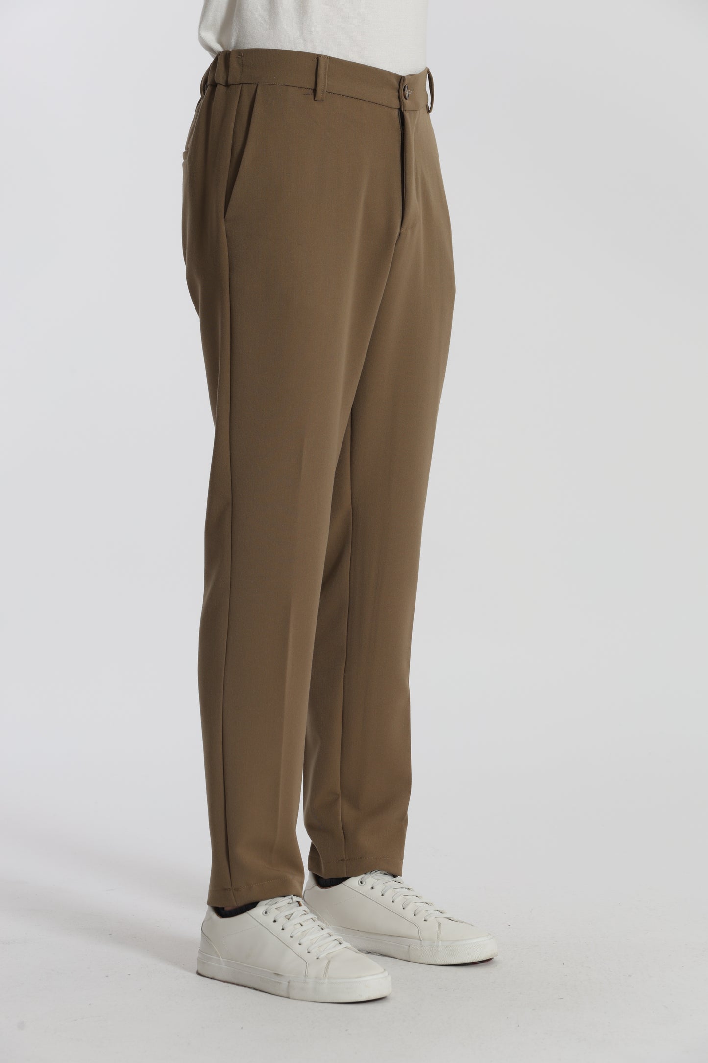 PANTALONI CON STRUTTURA CONFORT