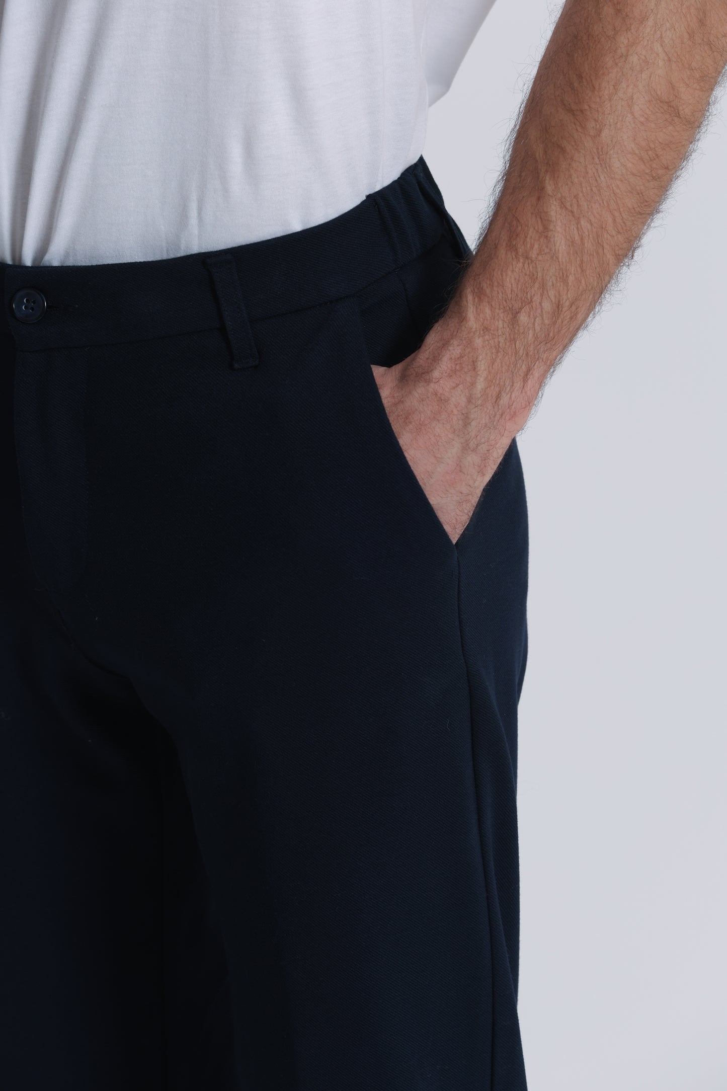 PANTALONI CON STRUTTURA CONFORT