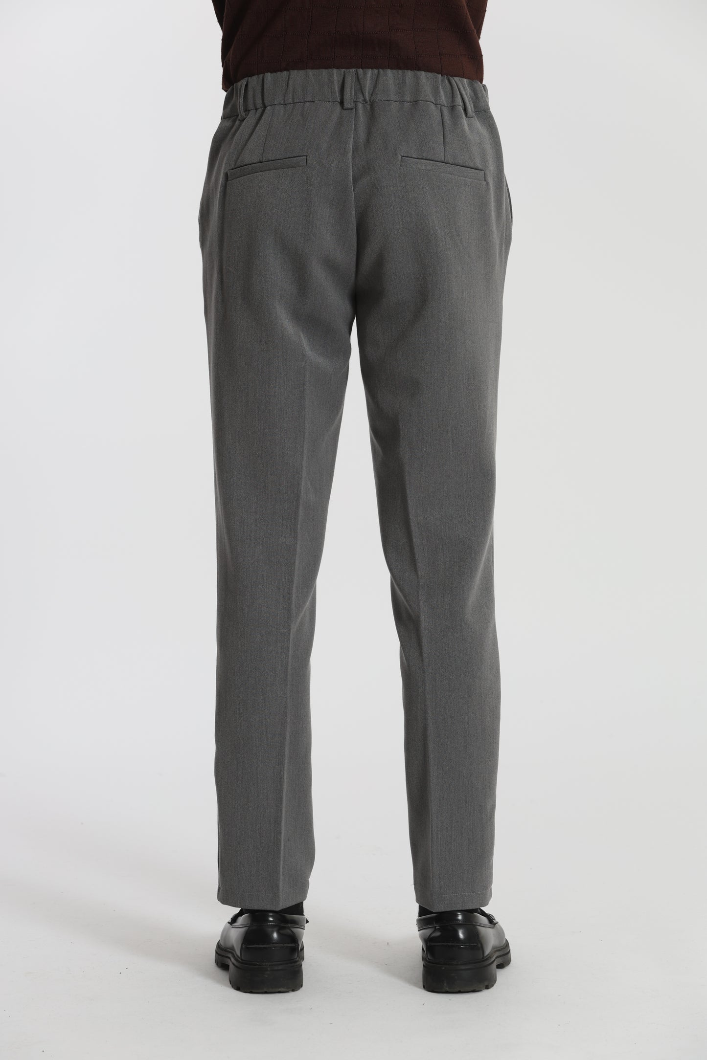 PANTALONI CON STRUTTURA CONFORT