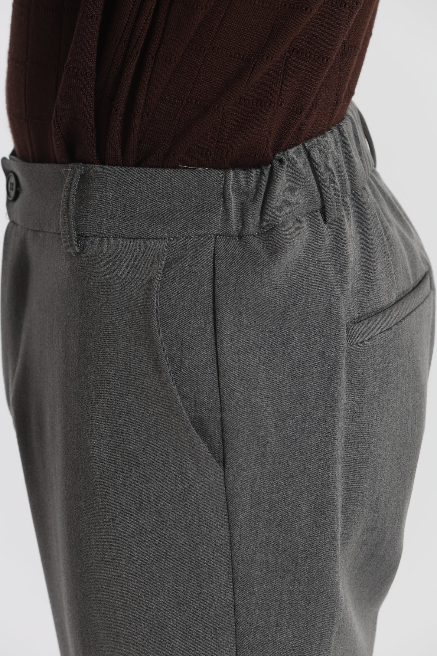 PANTALONI CON STRUTTURA CONFORT