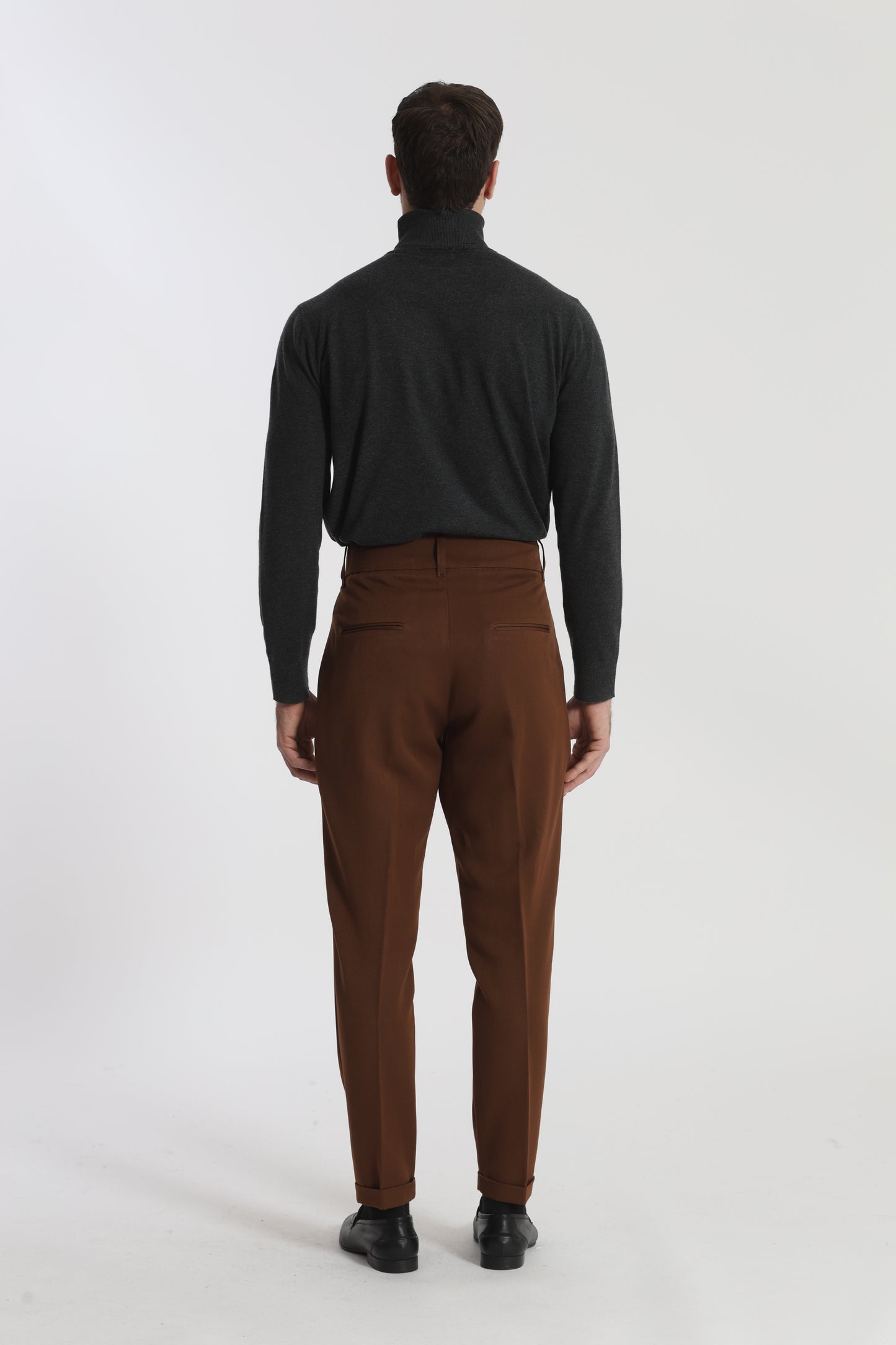 PANTALONI CON CINTURA