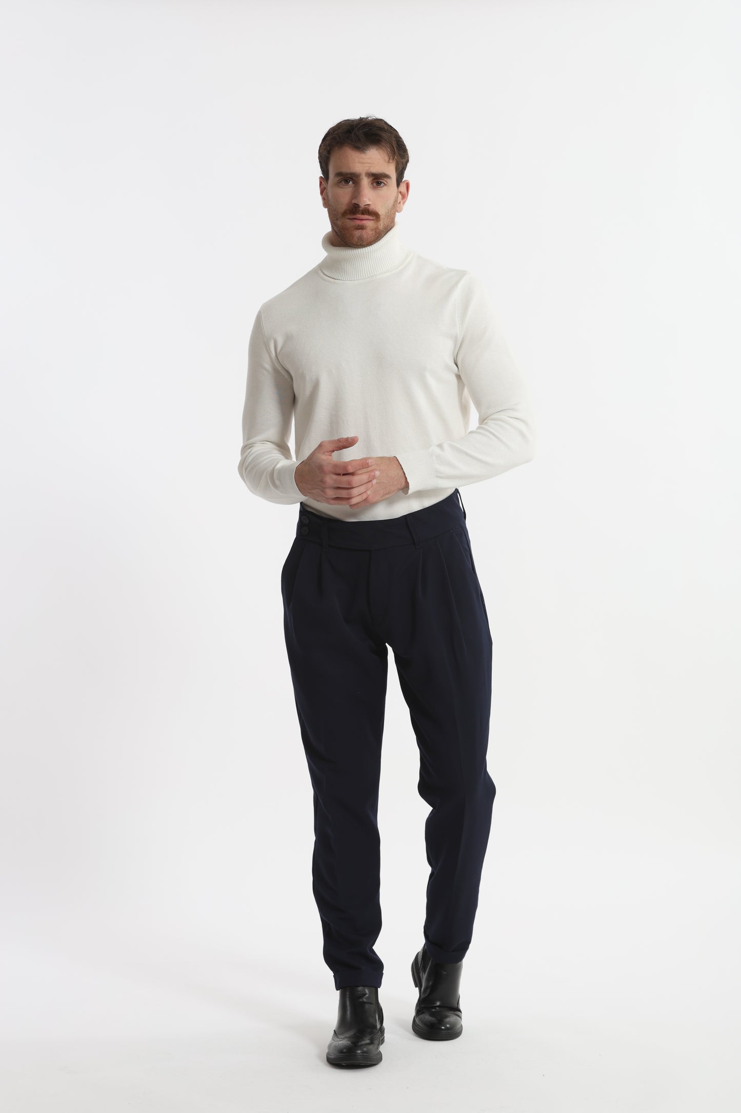 PANTALONI CON CINTURA