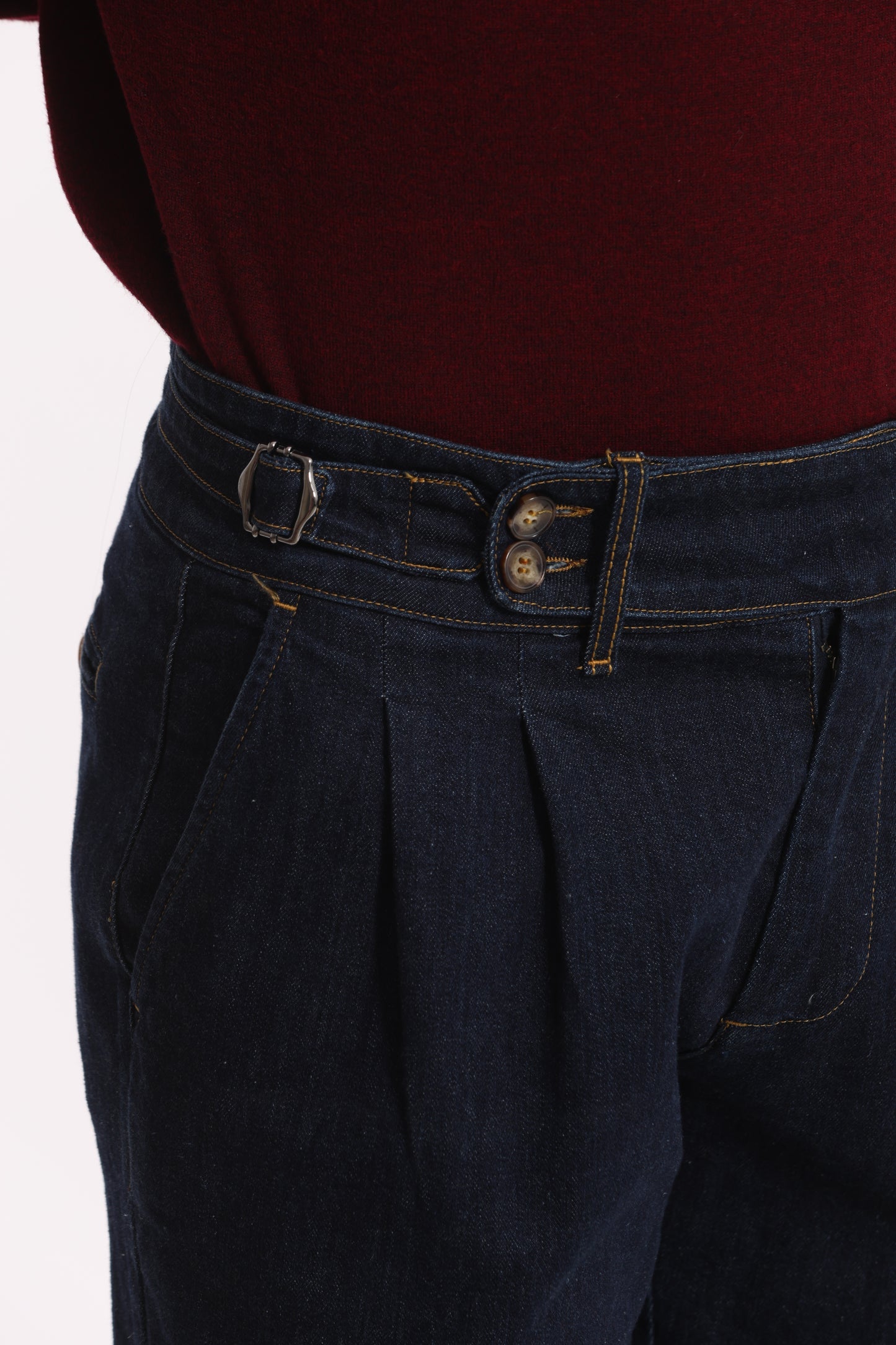 PANTALONI IN DENIM CON CINTURINI