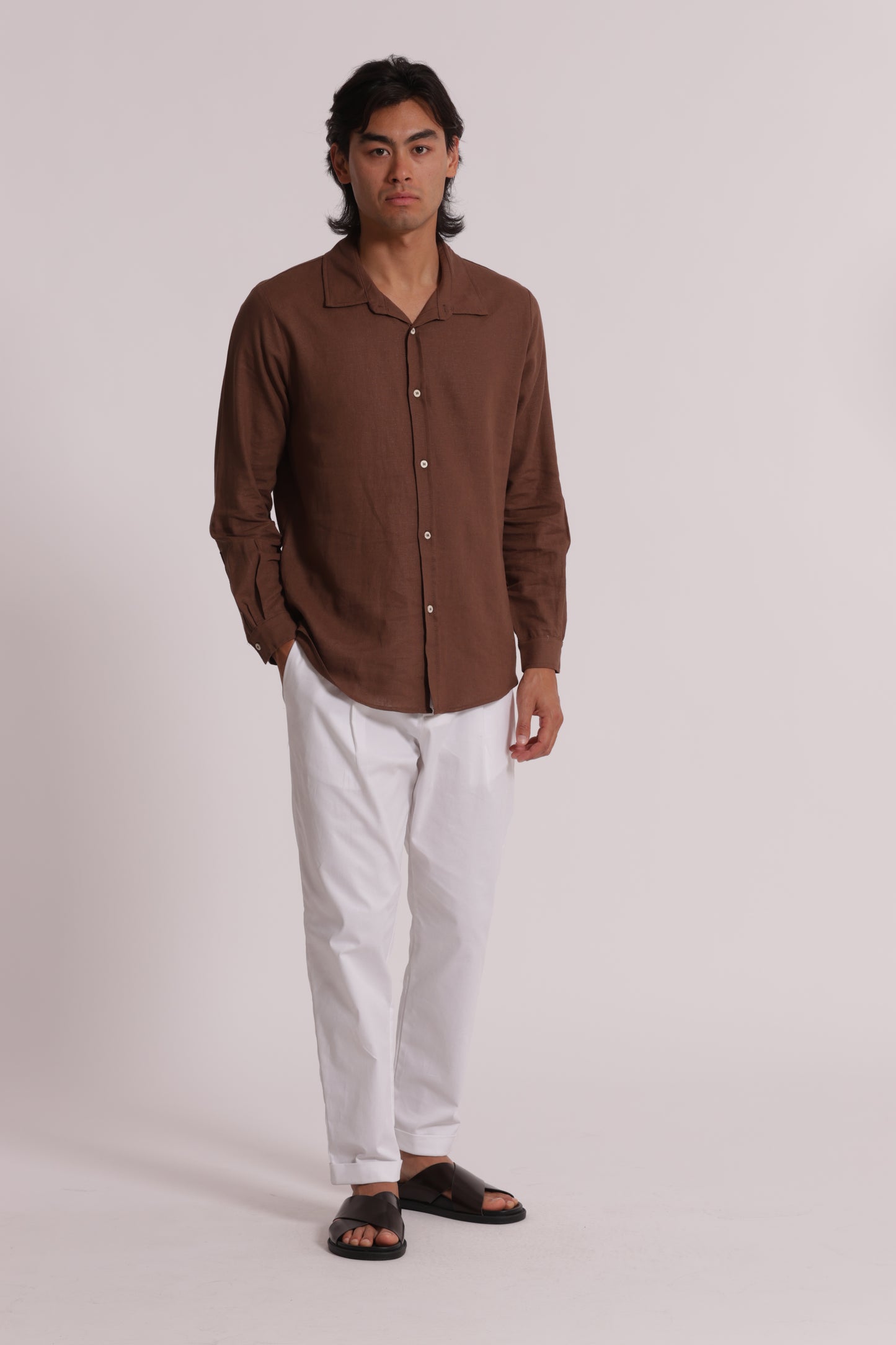 CAMICIA IN LINO CON MANICA LUNGA