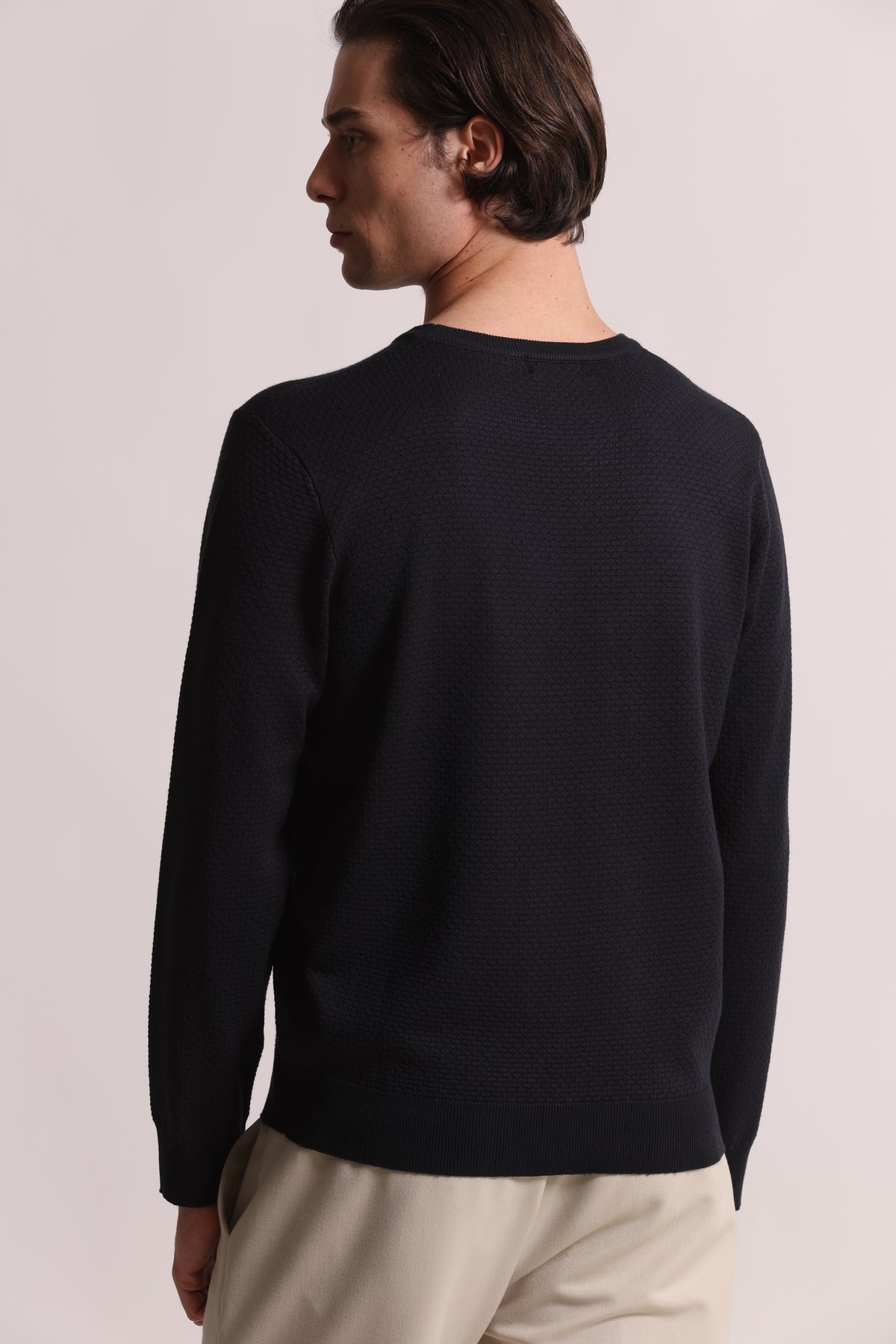 MAGLIA GIROCOLLO CON TEXTURE
