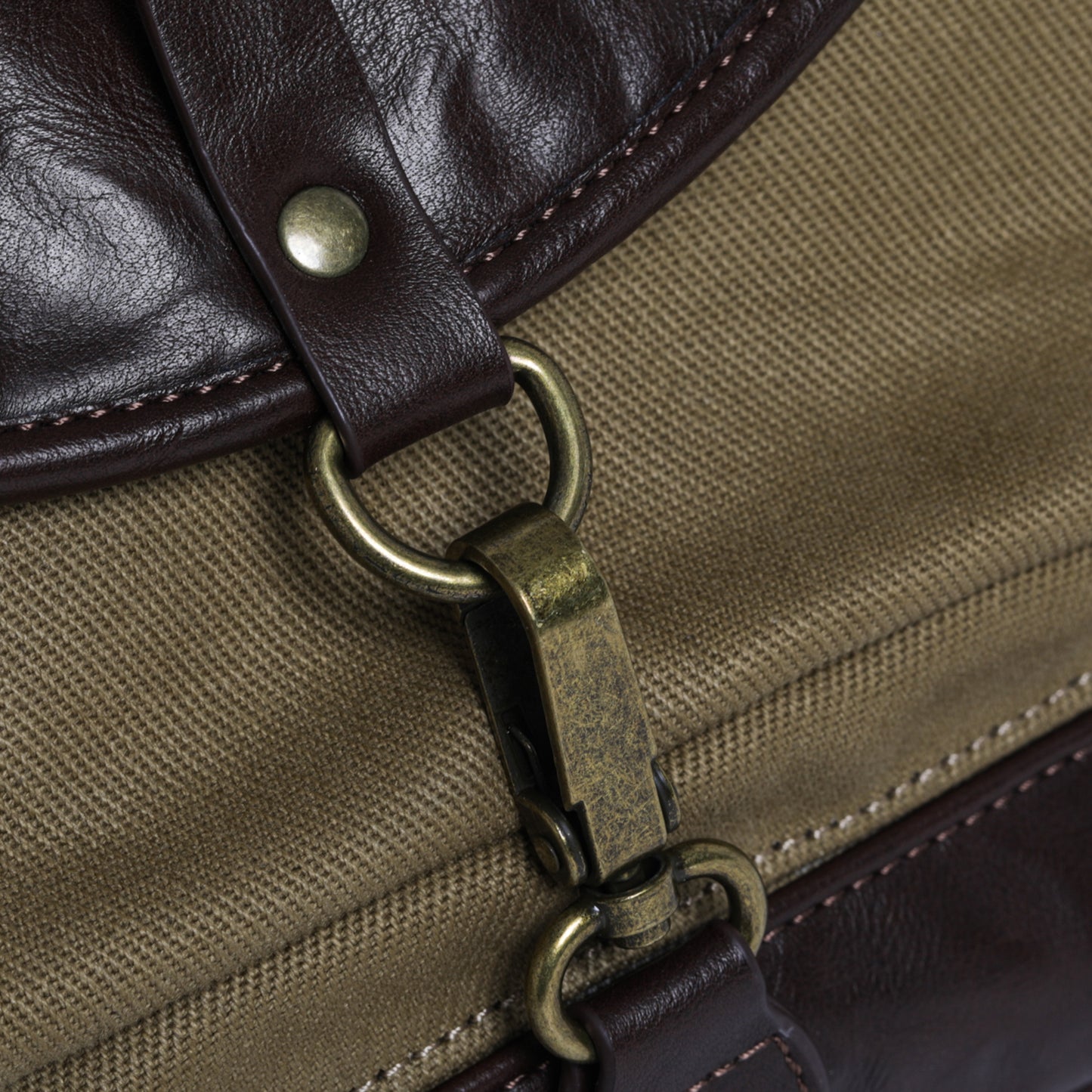 ZAINO IN CANVAS CON FIBBIA