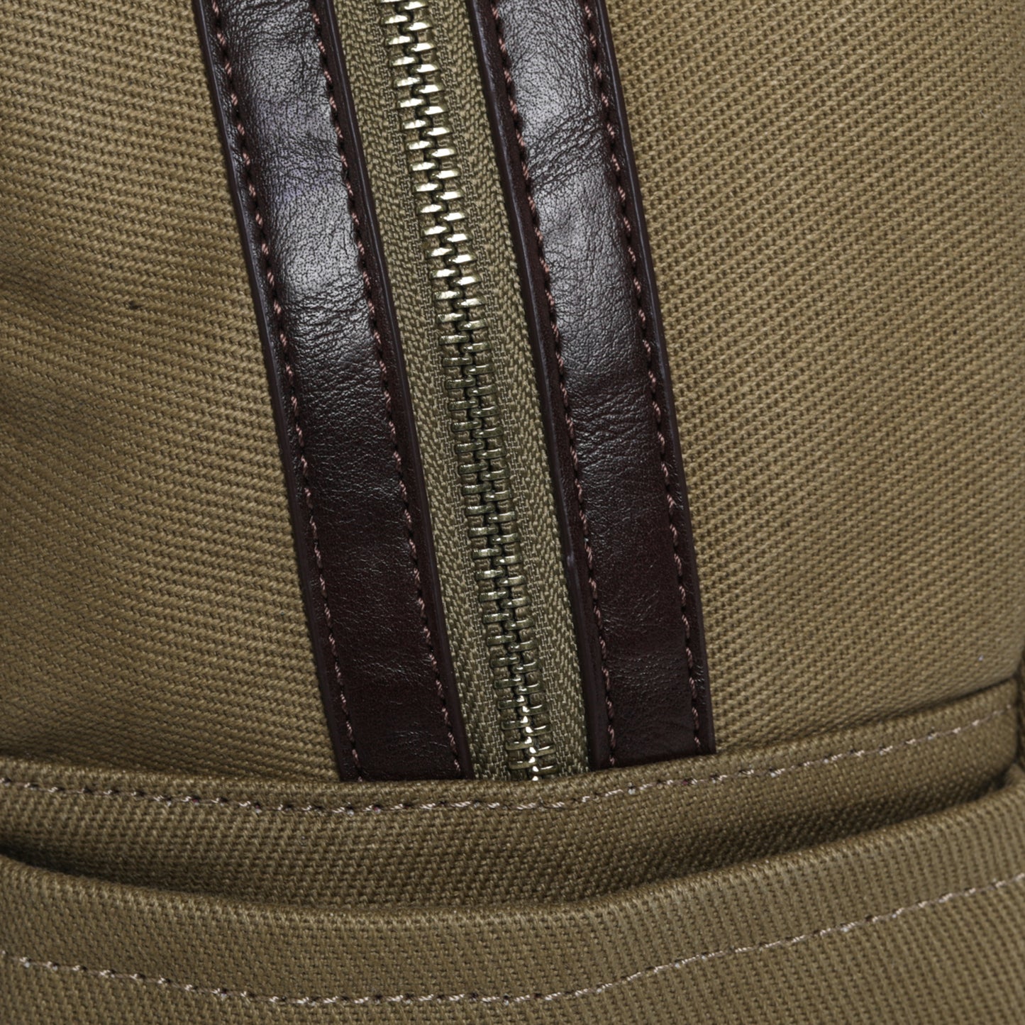 ZAINO IN CANVAS CON FIBBIA
