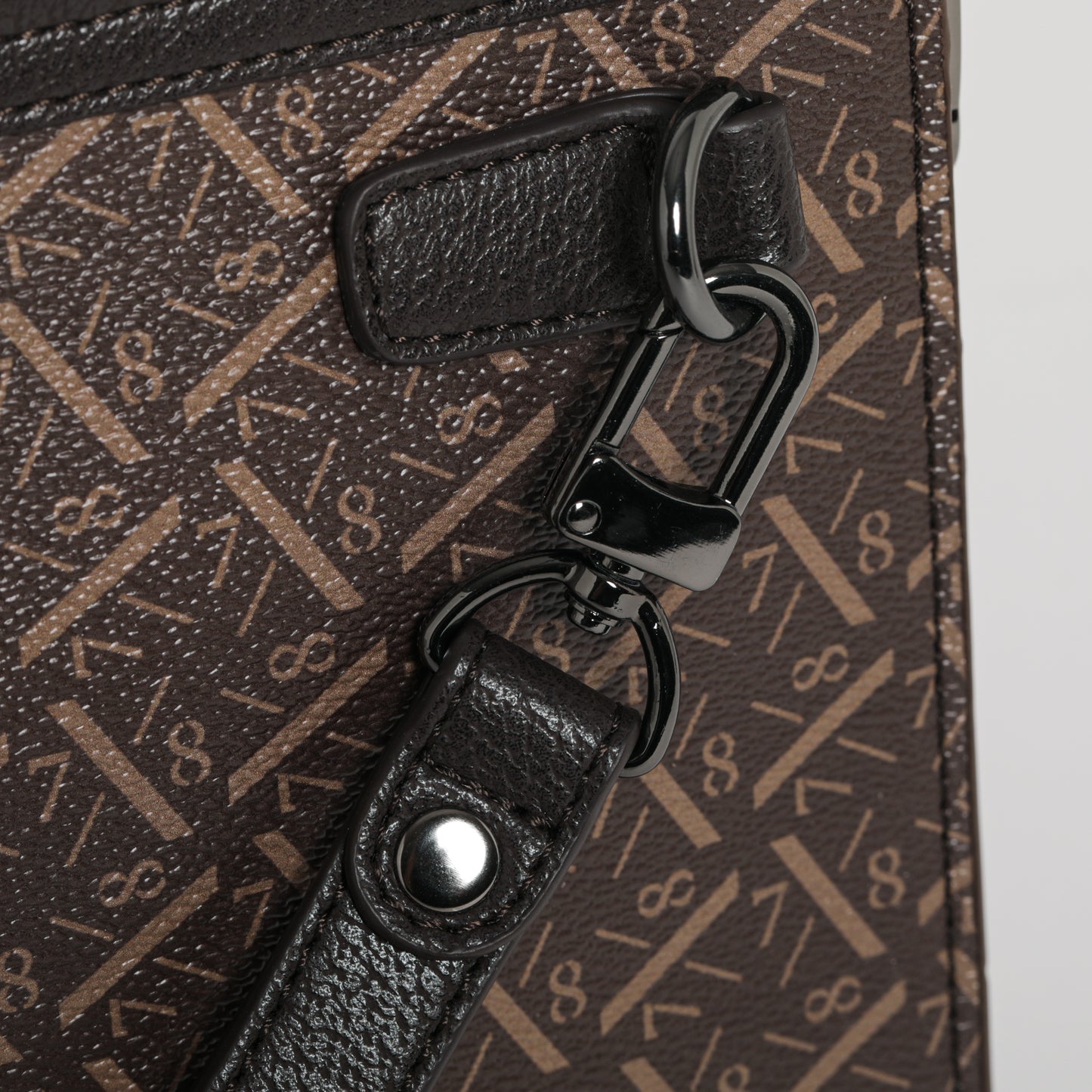 BORSA BUSTA MONOGRAM 7X8