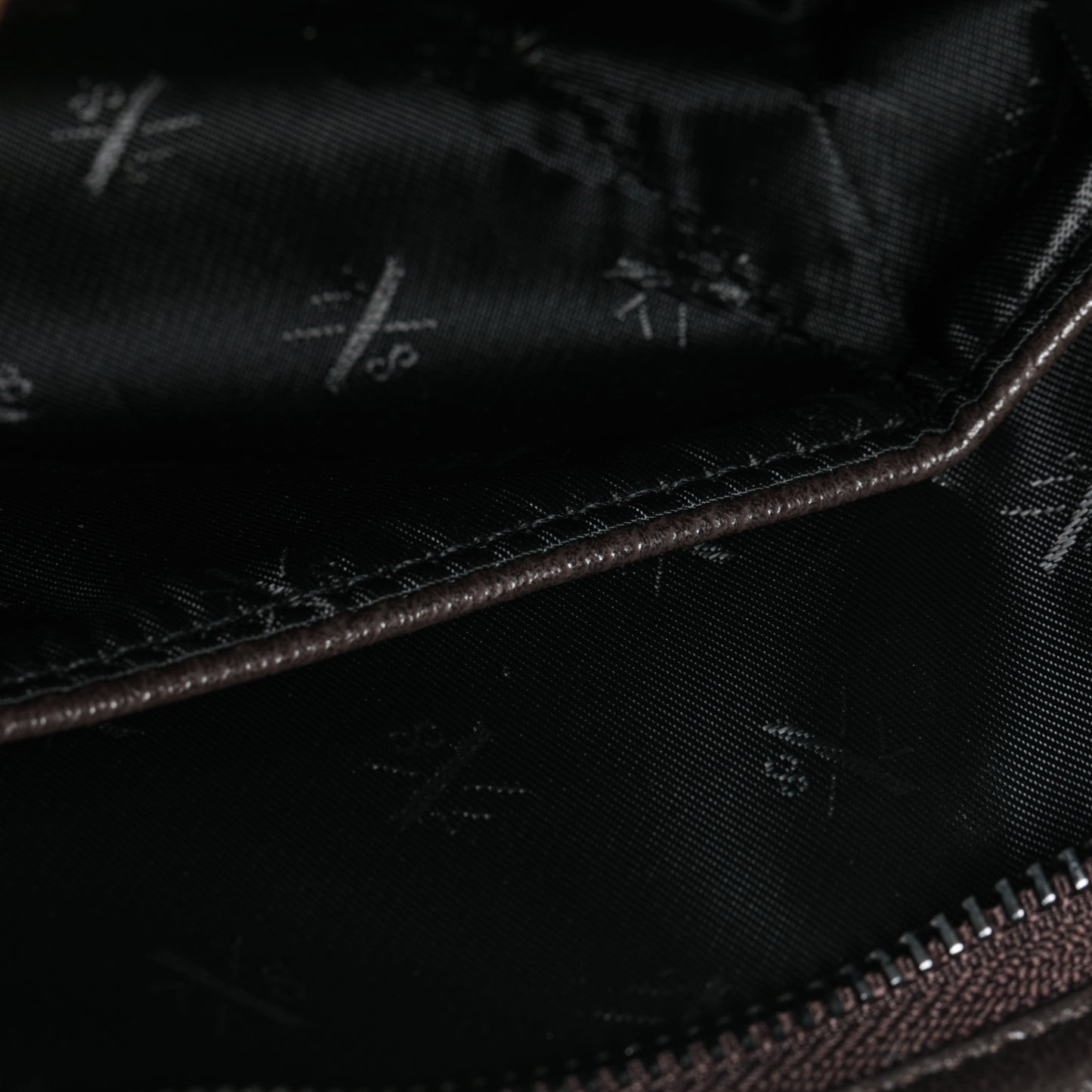 BORSA BUSTA MONOGRAM 7X8