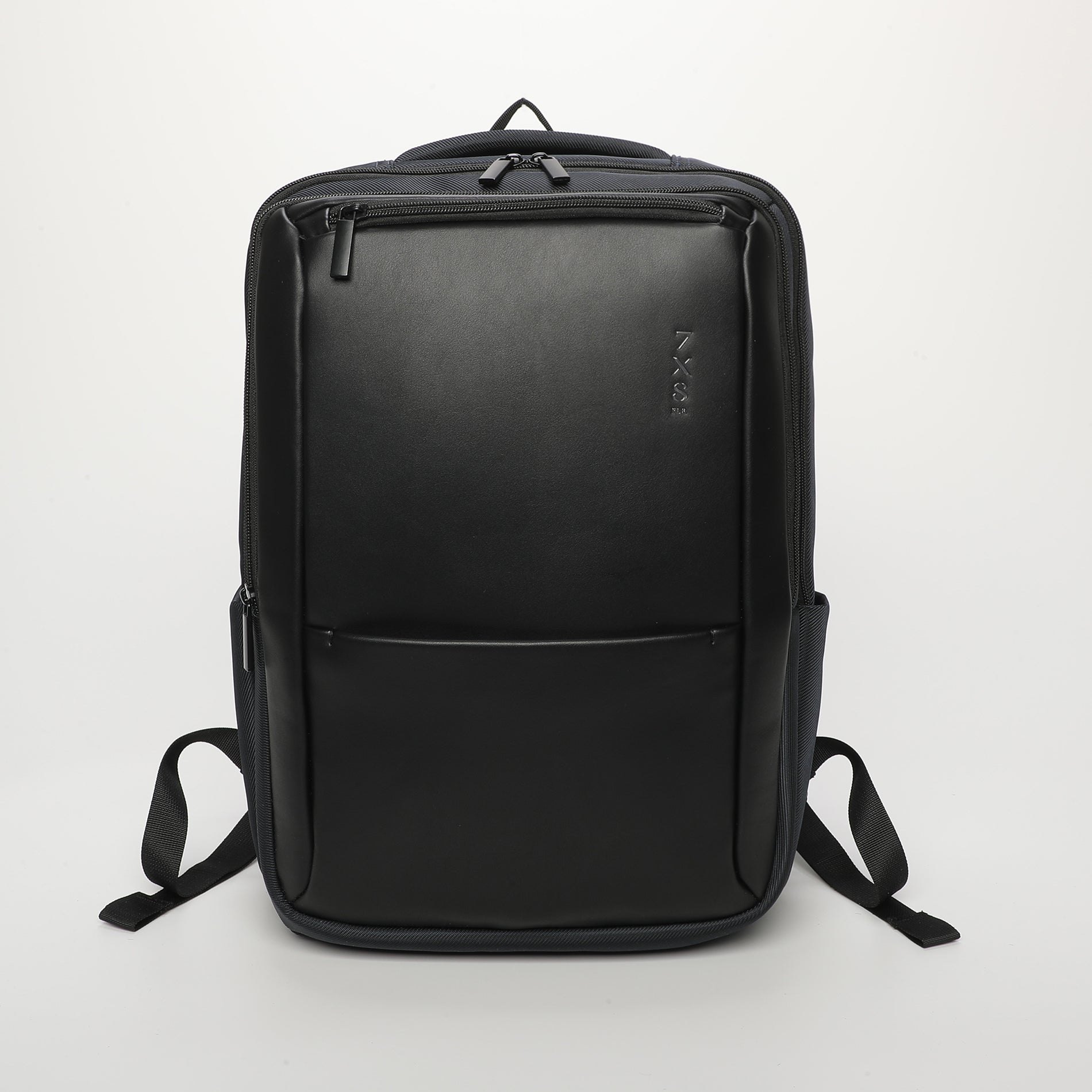 ZAINO CON TASCHE