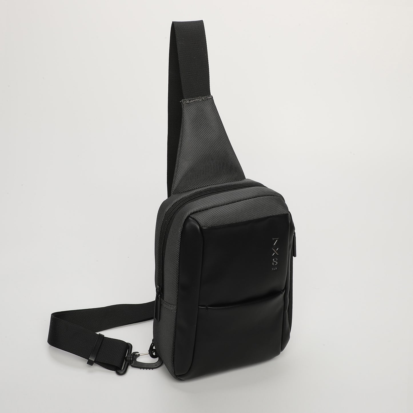 BORSA A TRACOLLA URBAN CON TASCHE