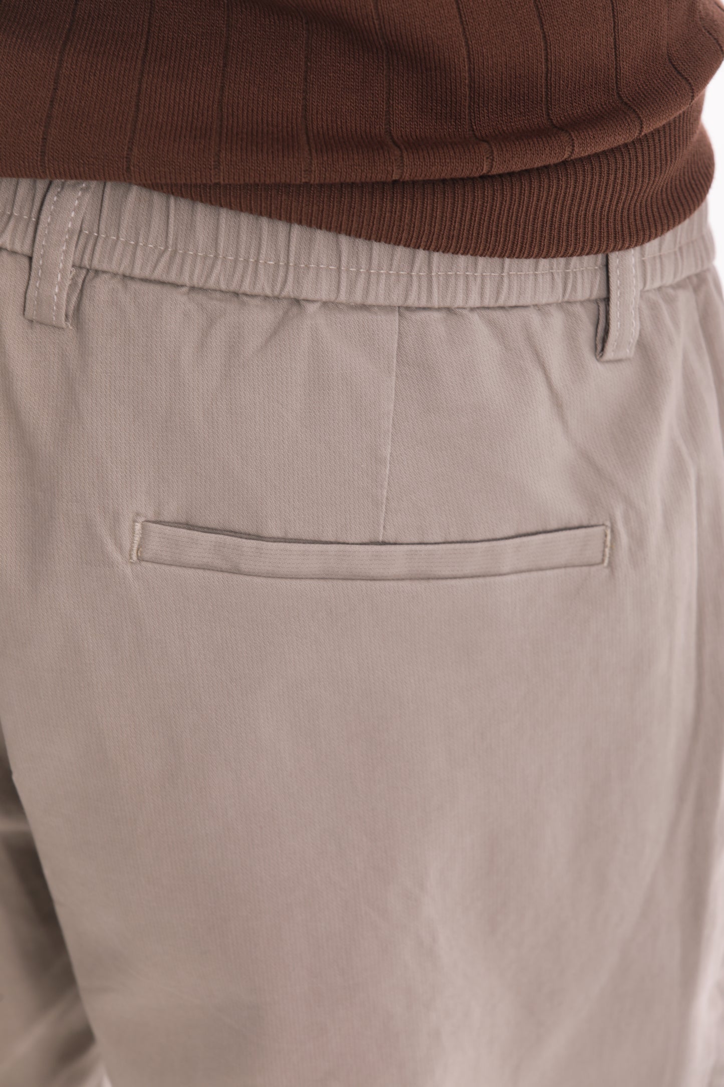 PANTALONE CON LACCIO