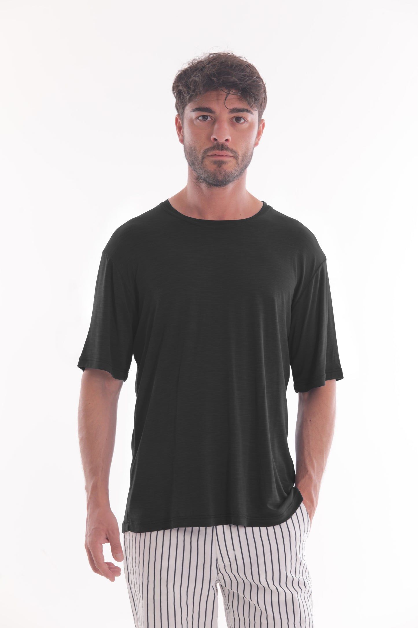 T-SHIRT BASIC SCOLLO TONDO