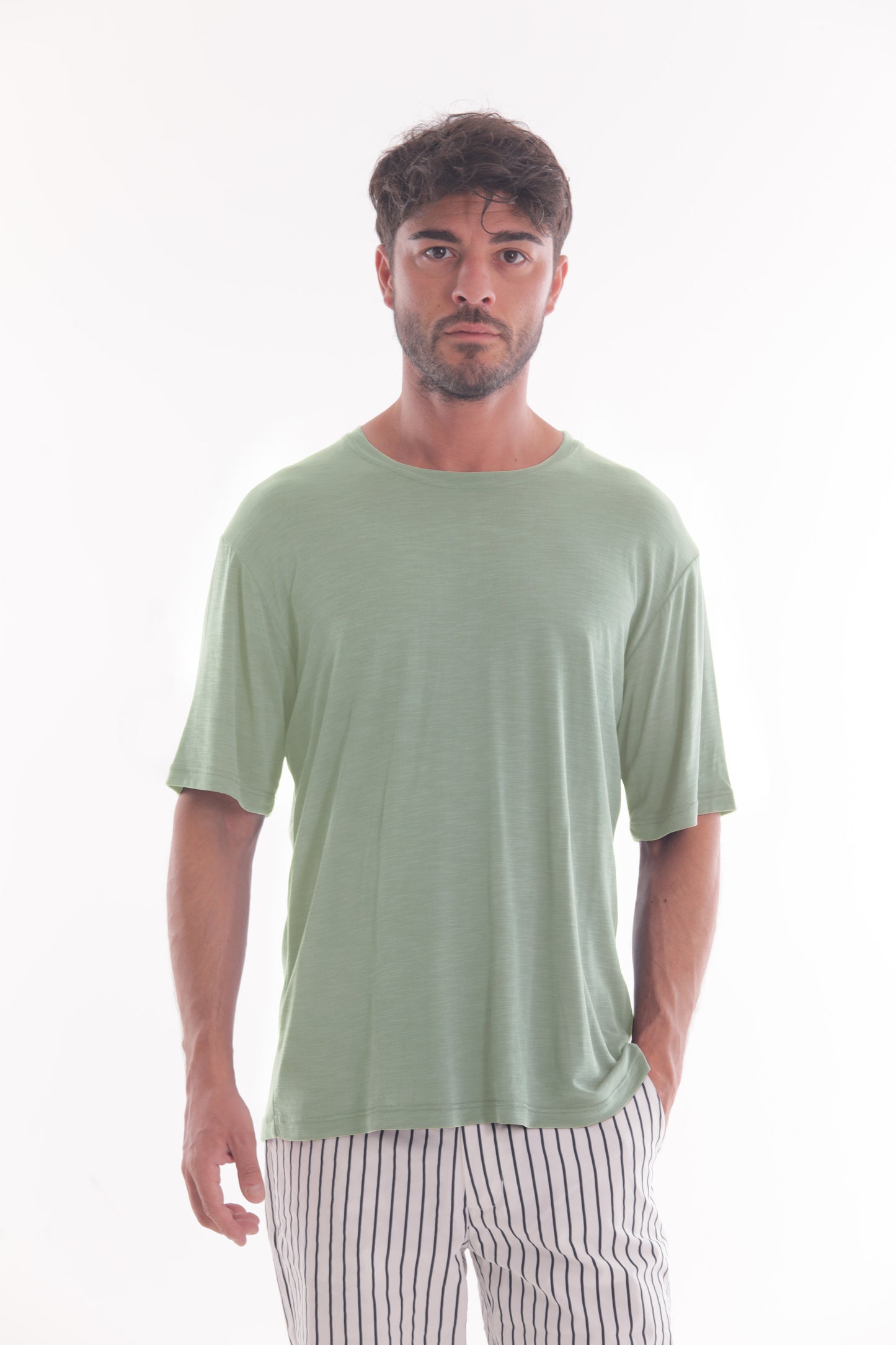 T-SHIRT BASIC SCOLLO TONDO