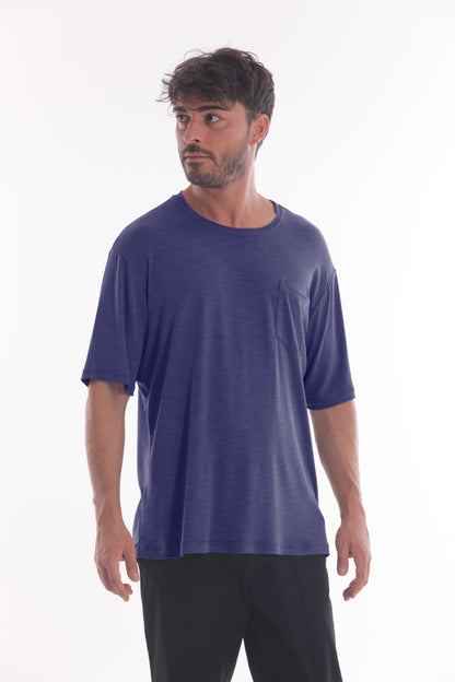 T-SHIRT BASIC CON TASCHINO