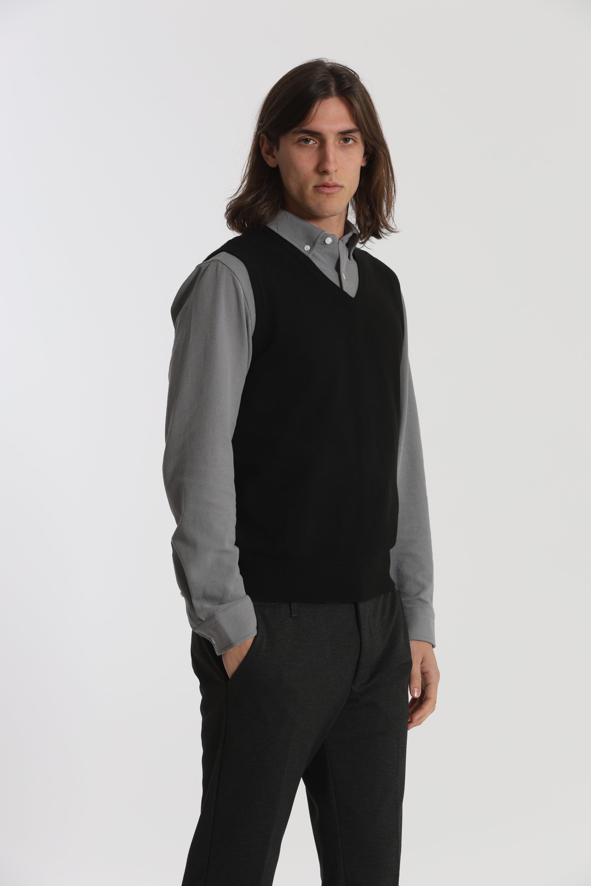 GILET IN MAGLIA MANO CASHMERE