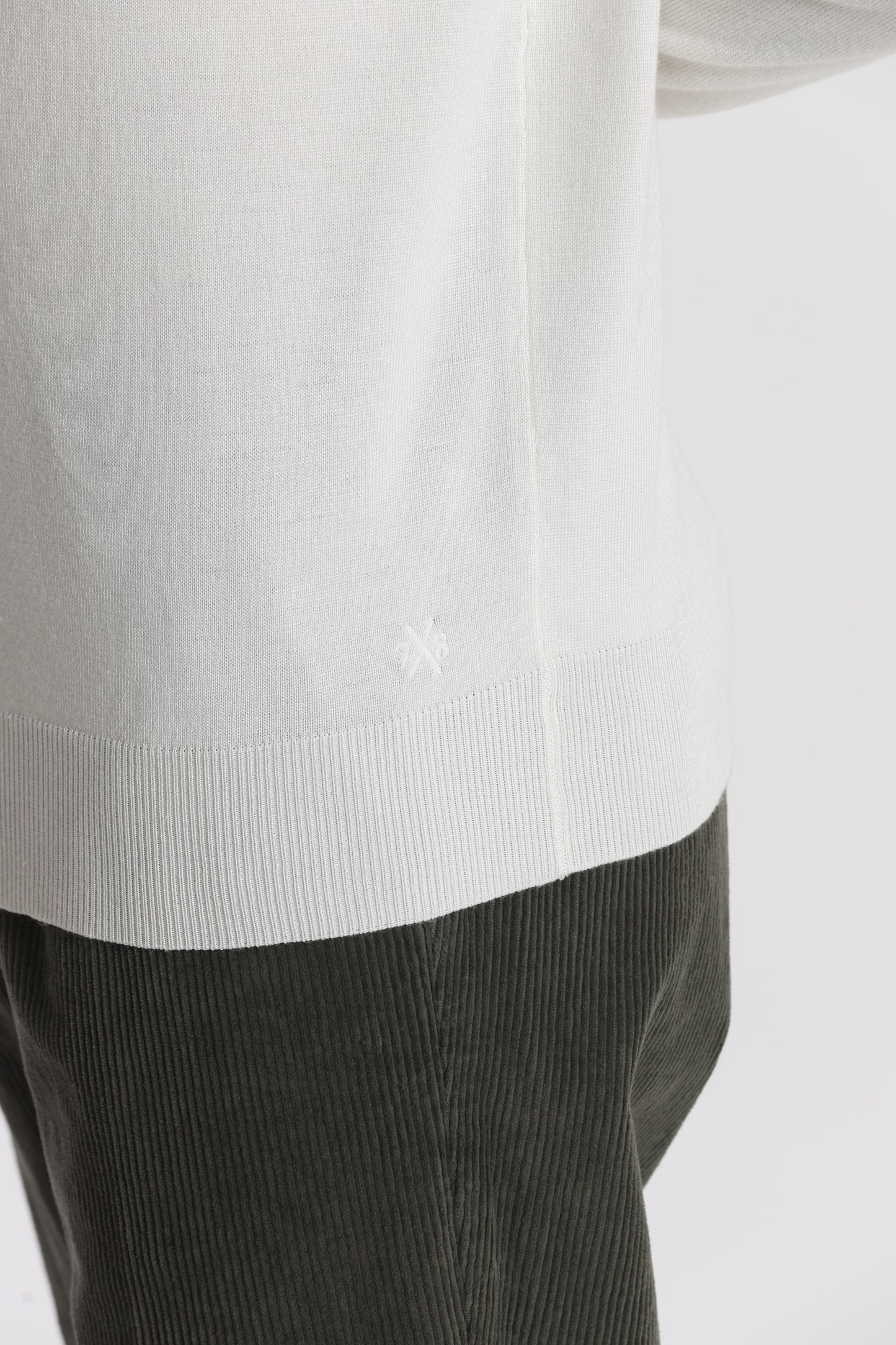 MAGLIA GIROCOLLO BASICA