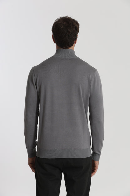 PULLOVER IN MAGLIA CON ZIP