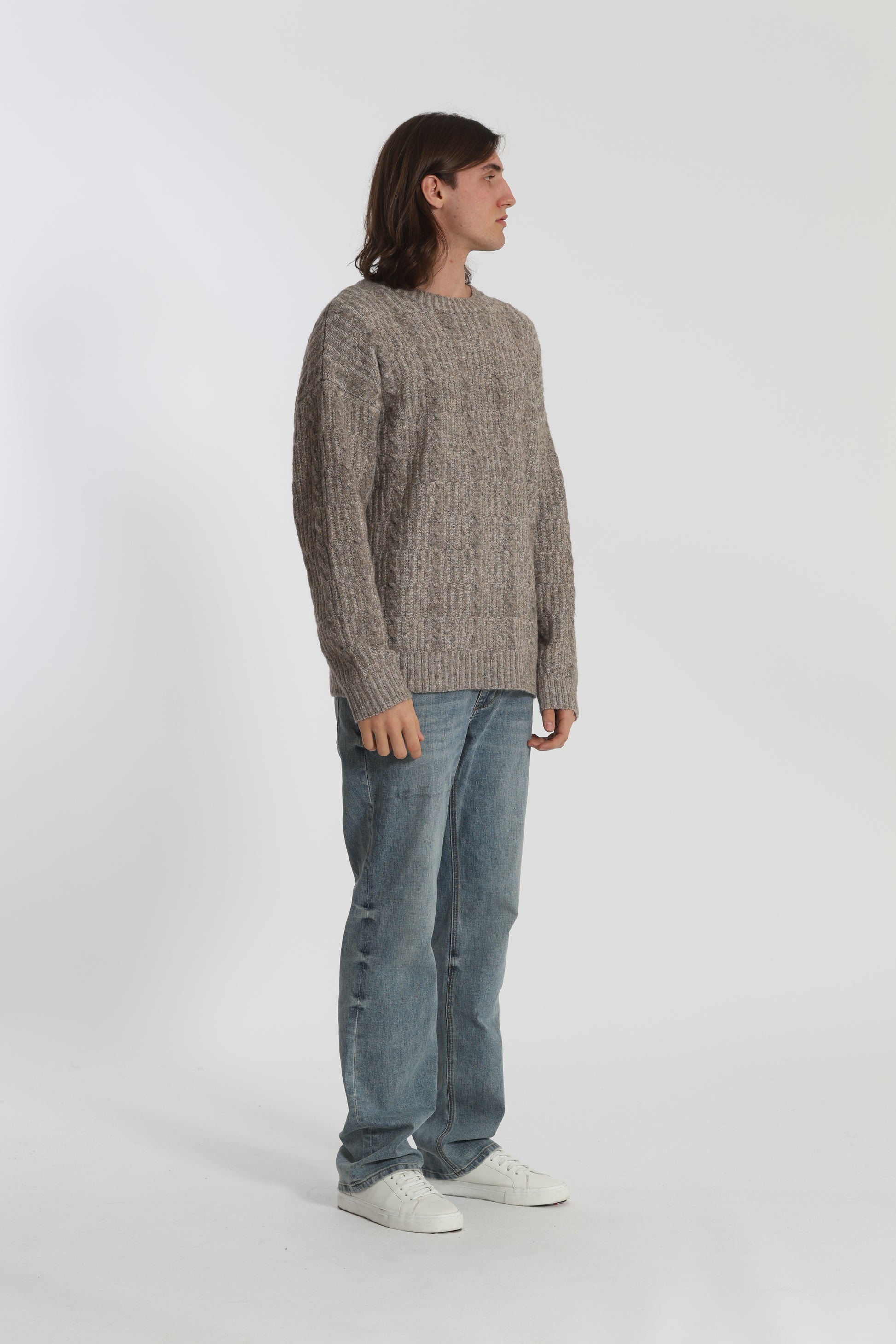 MAGLIA IN MISTO LANA CON TRECCIA