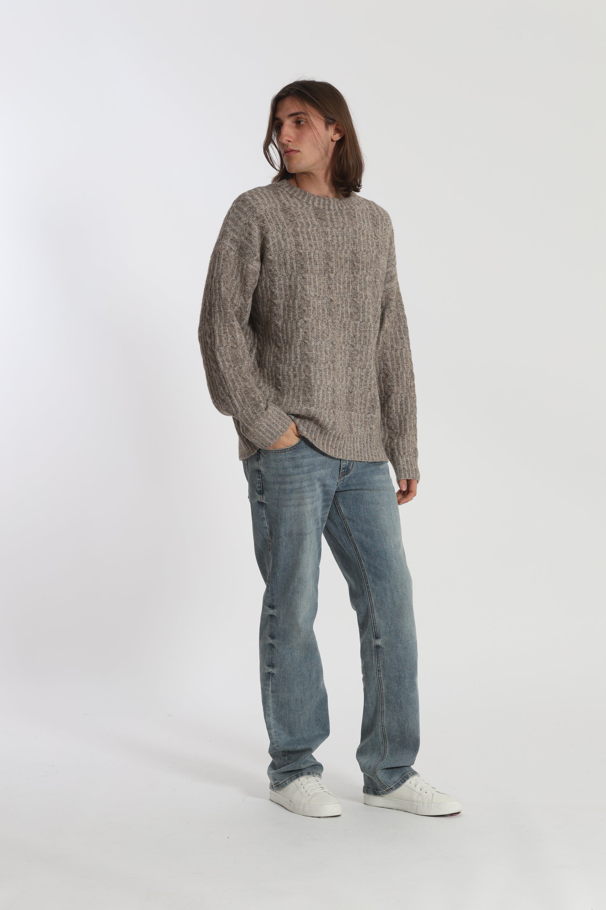 MAGLIA IN MISTO LANA CON TRECCIA
