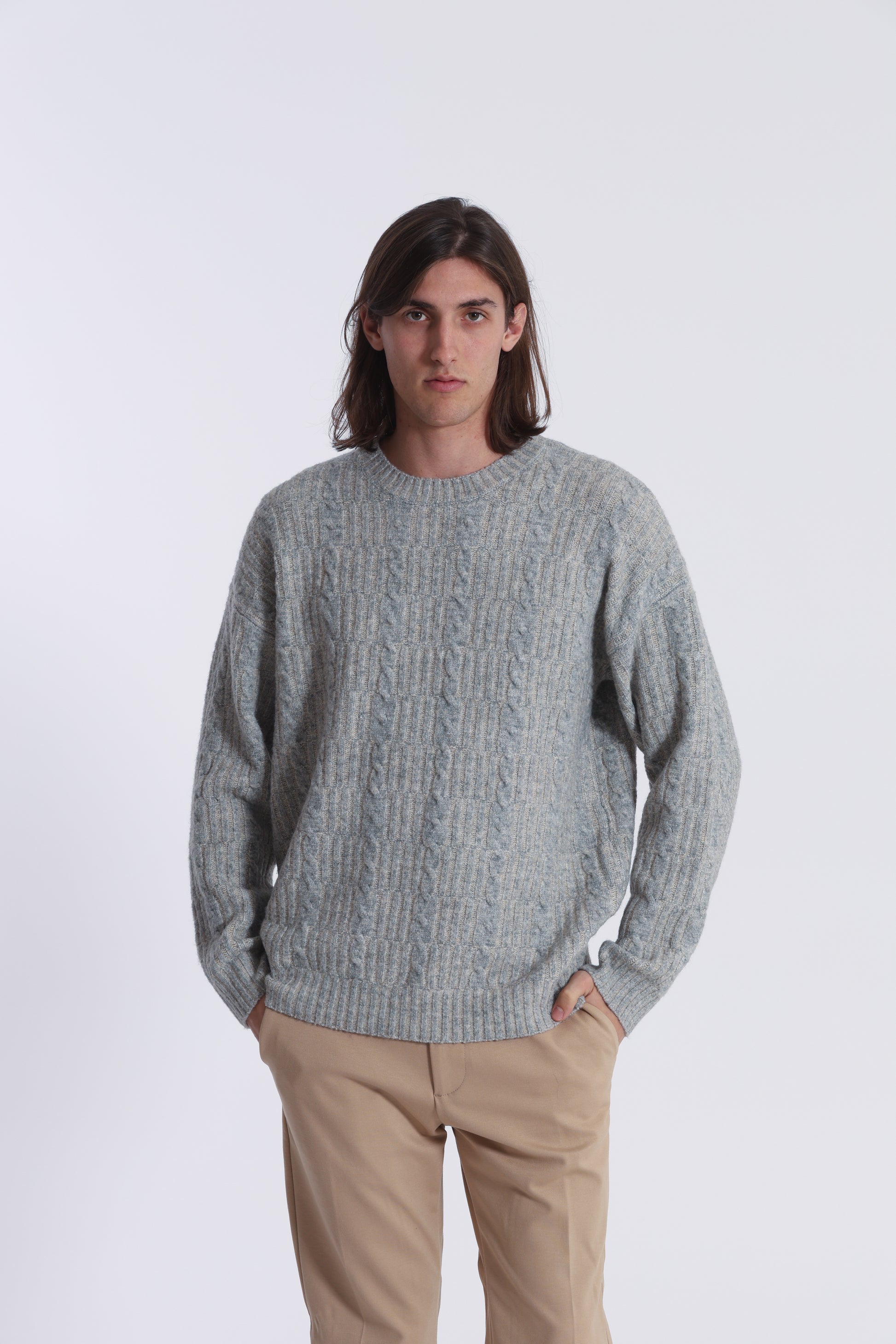 MAGLIA IN MISTO LANA CON TRECCIA