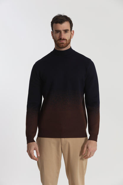 MAGLIA A MEZZO COLLO CON TEXTURE