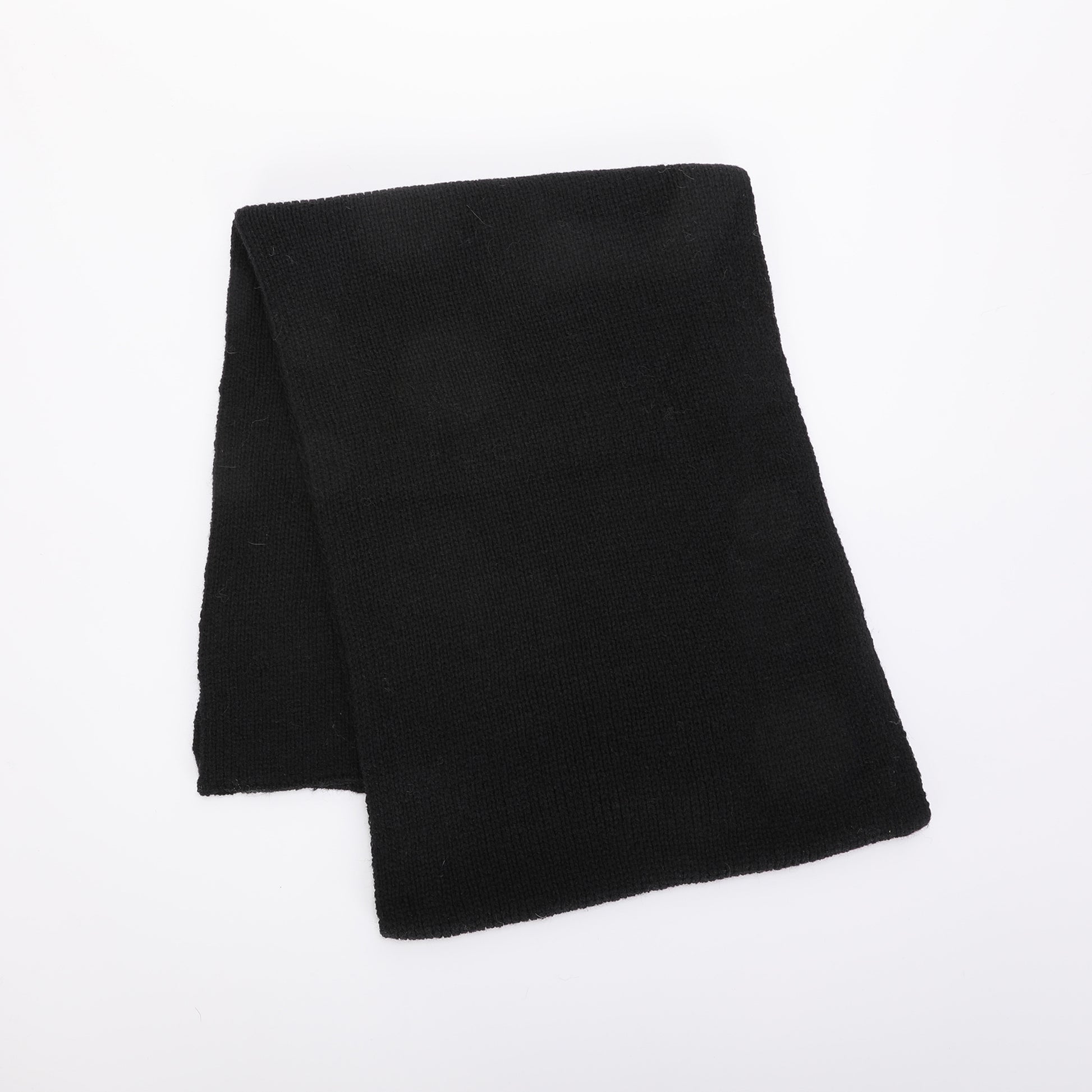 SET BERRETTO E SCIARPA CON TRECCE