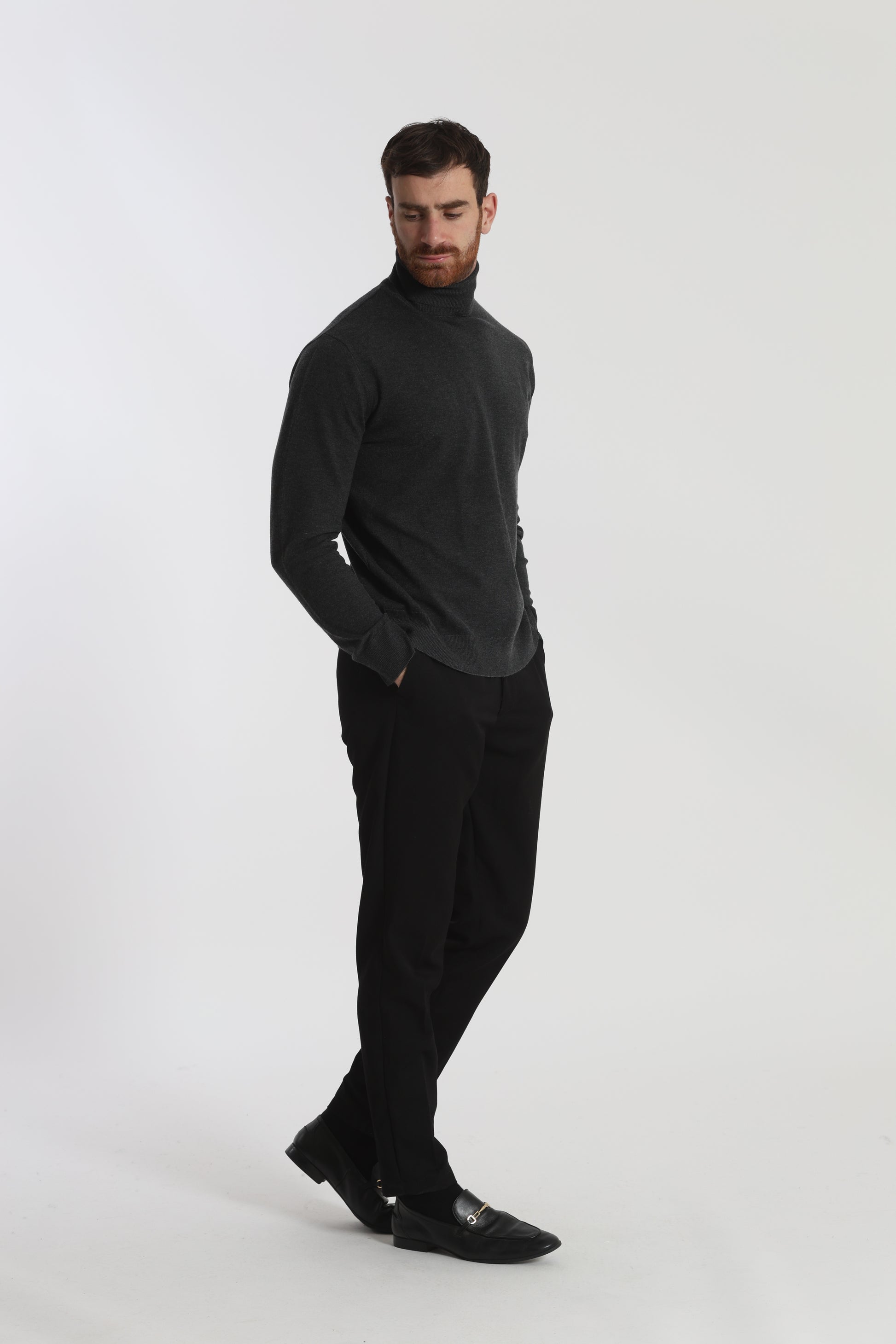 PANTALONI CON STRUTTURA CONFORT
