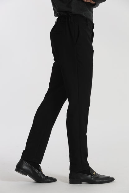 PANTALONI CON STRUTTURA CONFORT