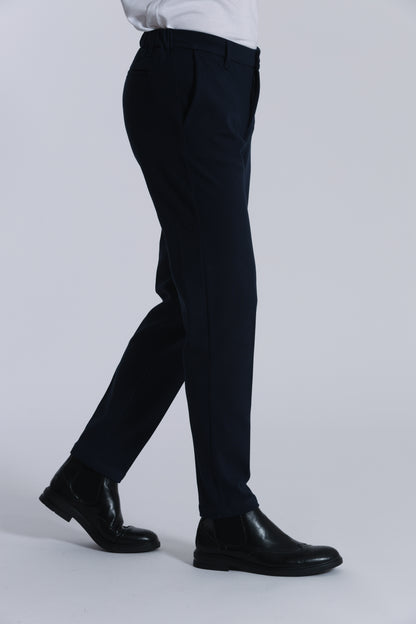 PANTALONI CON STRUTTURA CONFORT
