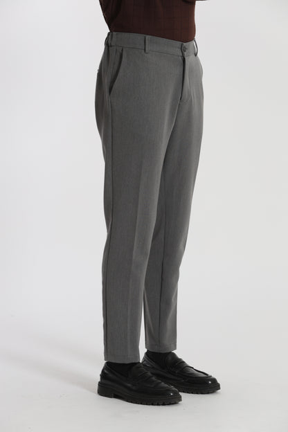 PANTALONI CON STRUTTURA CONFORT
