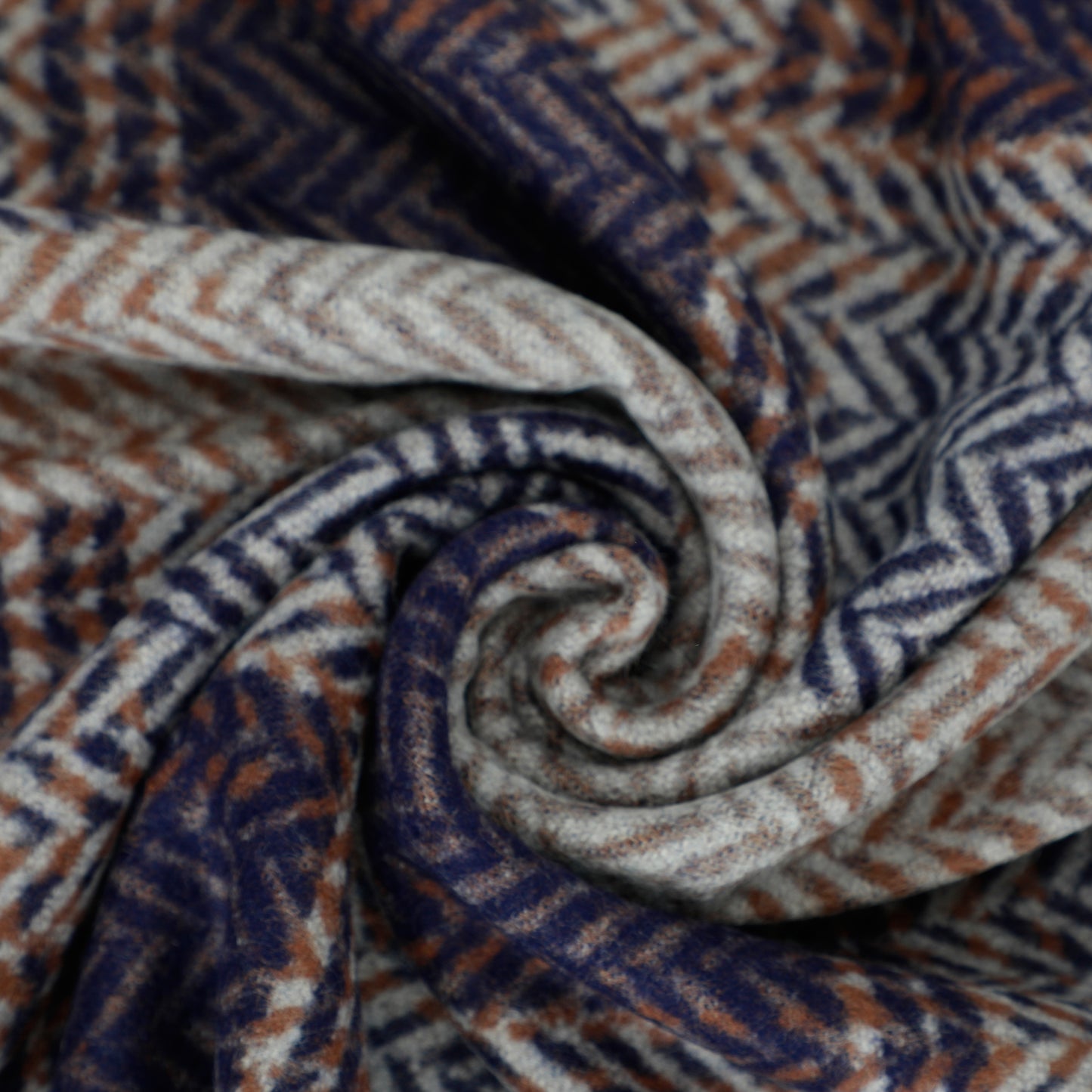 SCIARPA JACQUARD CON MOTIVO DIAGONALE