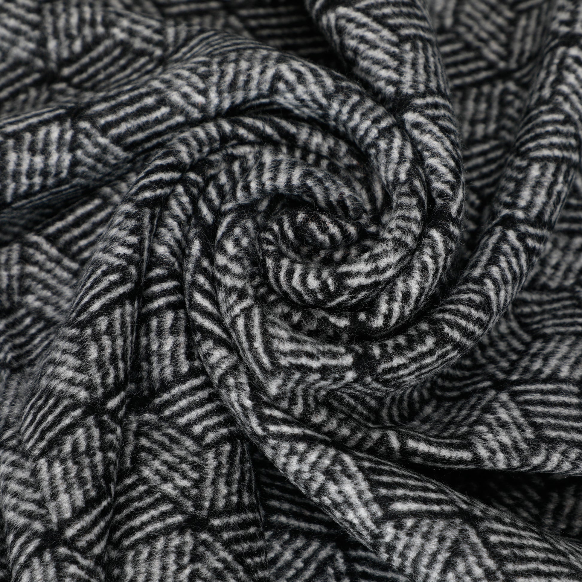 SCIARPA JACQUARD CON MOTIVO GEOMETRICO