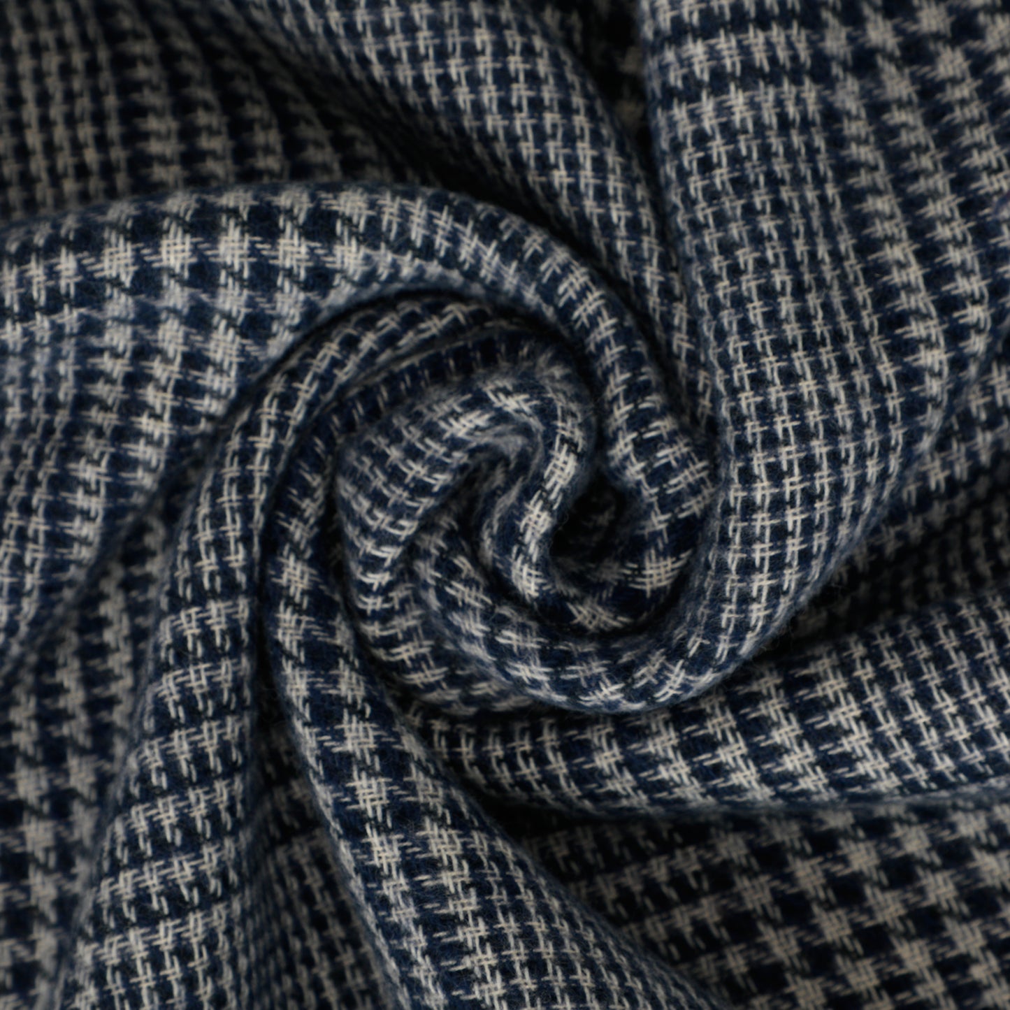 SCIARPA JACQUARD CON MOTIVO GEOMETRICO
