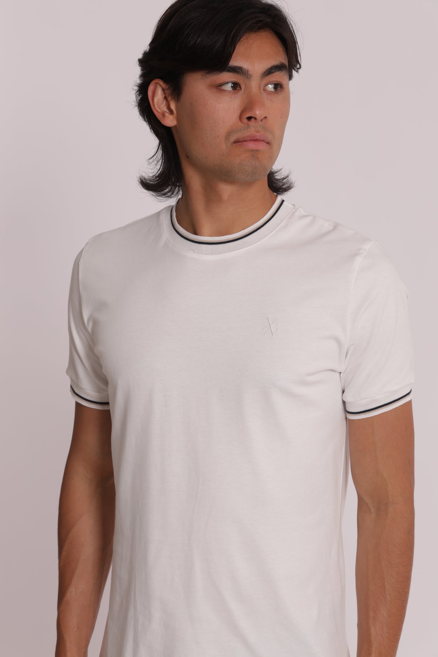 T-SHIRT IN COTONE FINITURA TRICOLORE